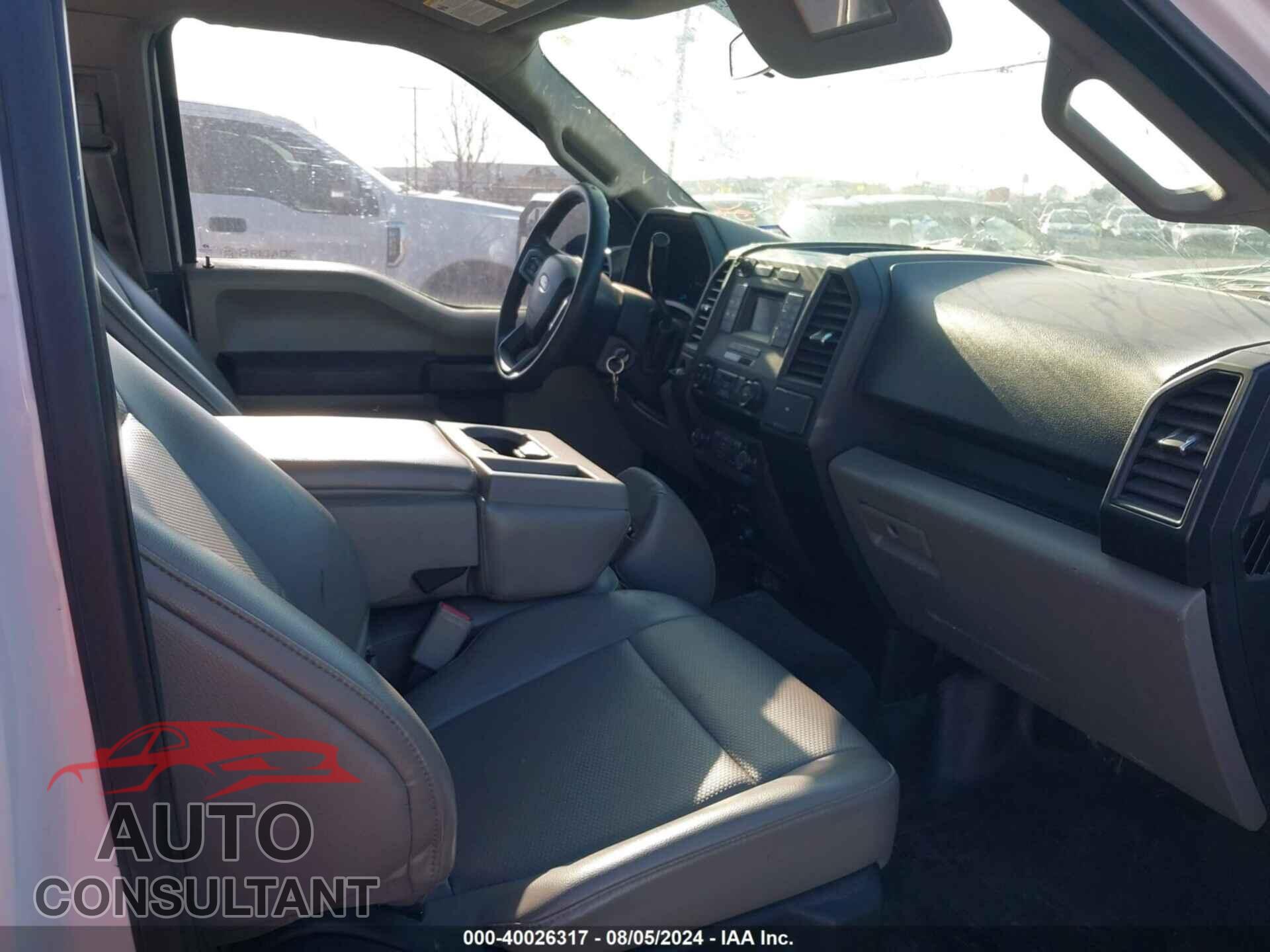 FORD F-150 2017 - 1FTMF1C8XHKE10196