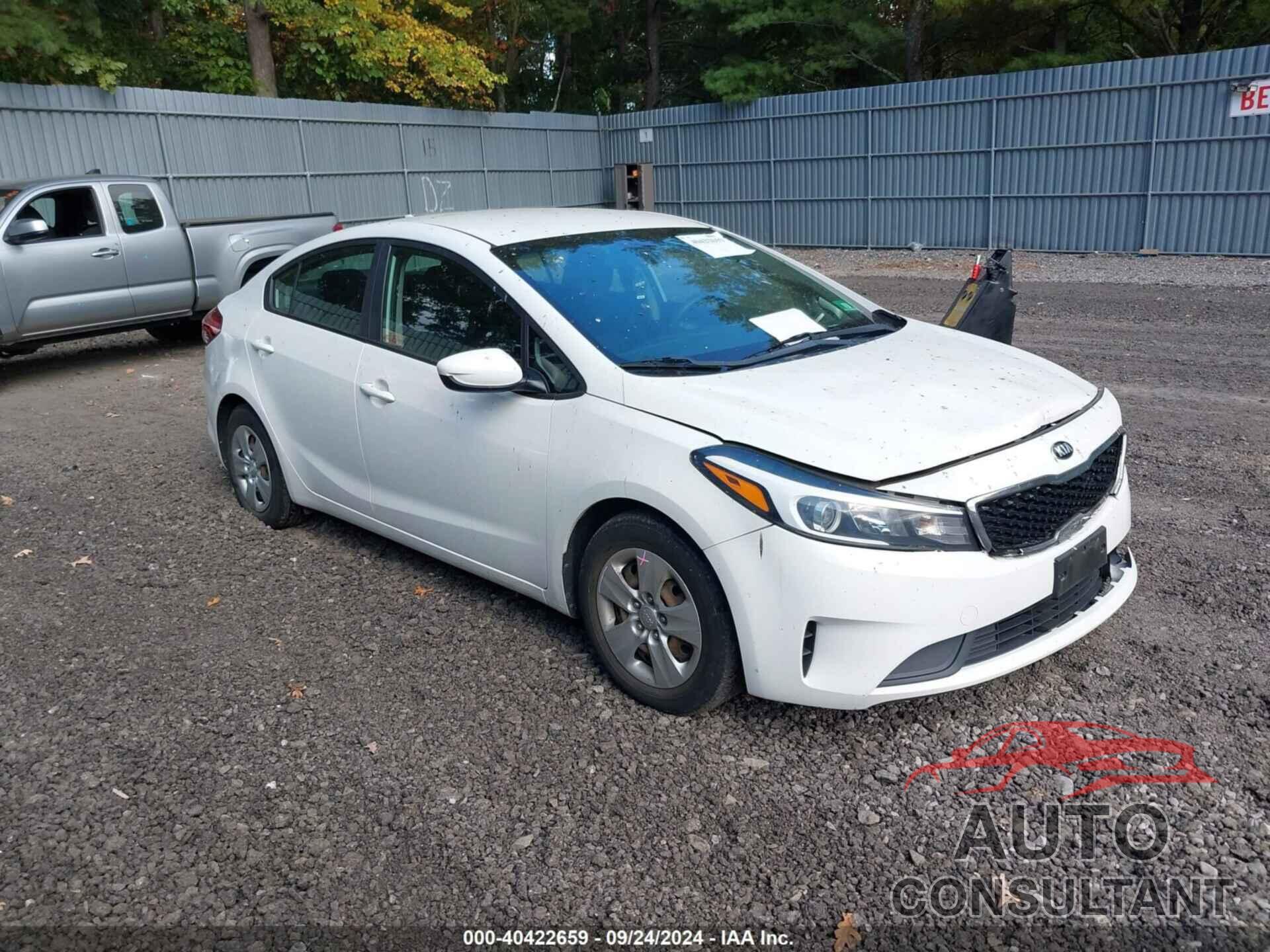 KIA FORTE 2018 - 3KPFK4A76JE238340