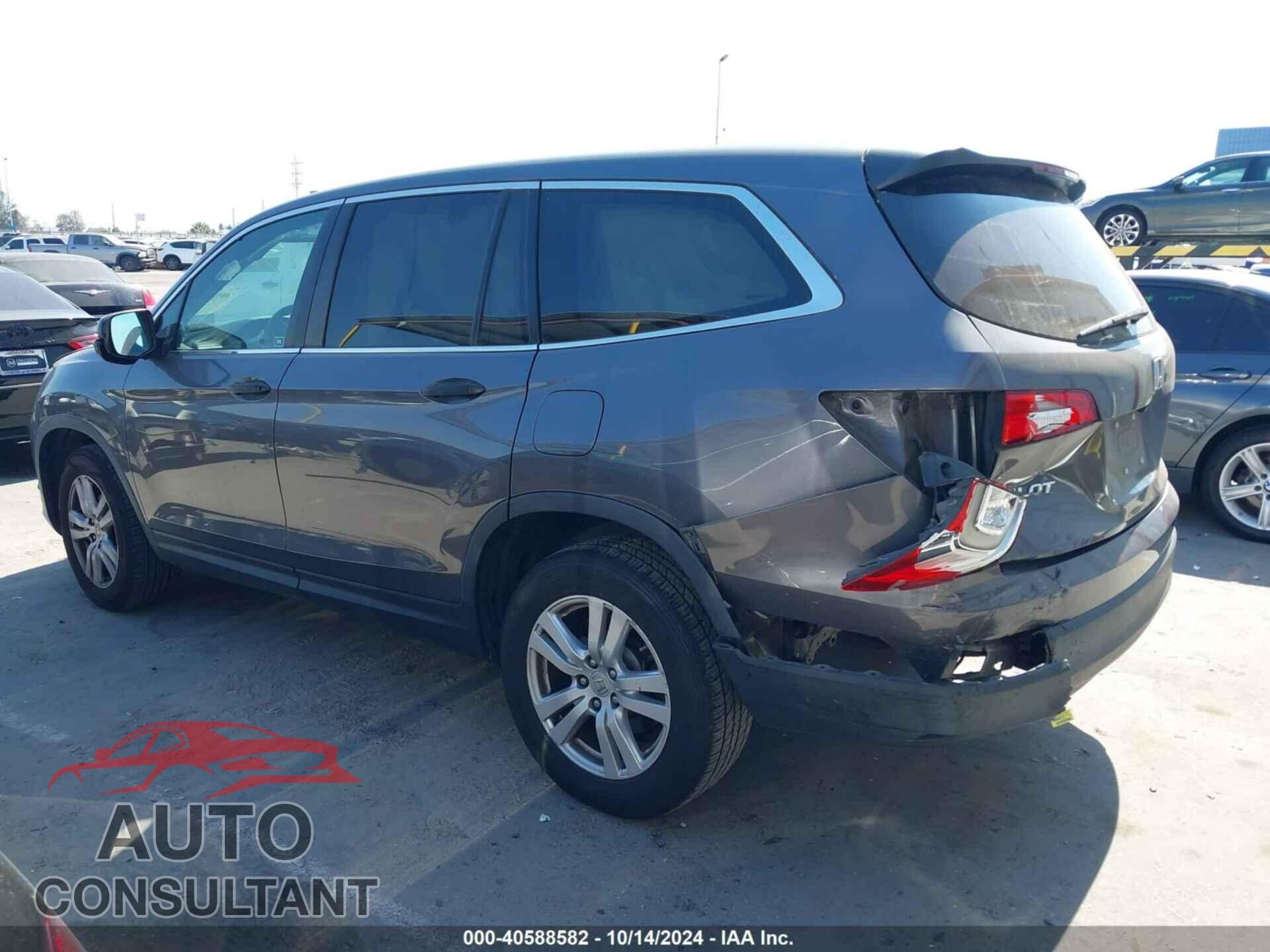 HONDA PILOT 2017 - 5FNYF5H11HB034893