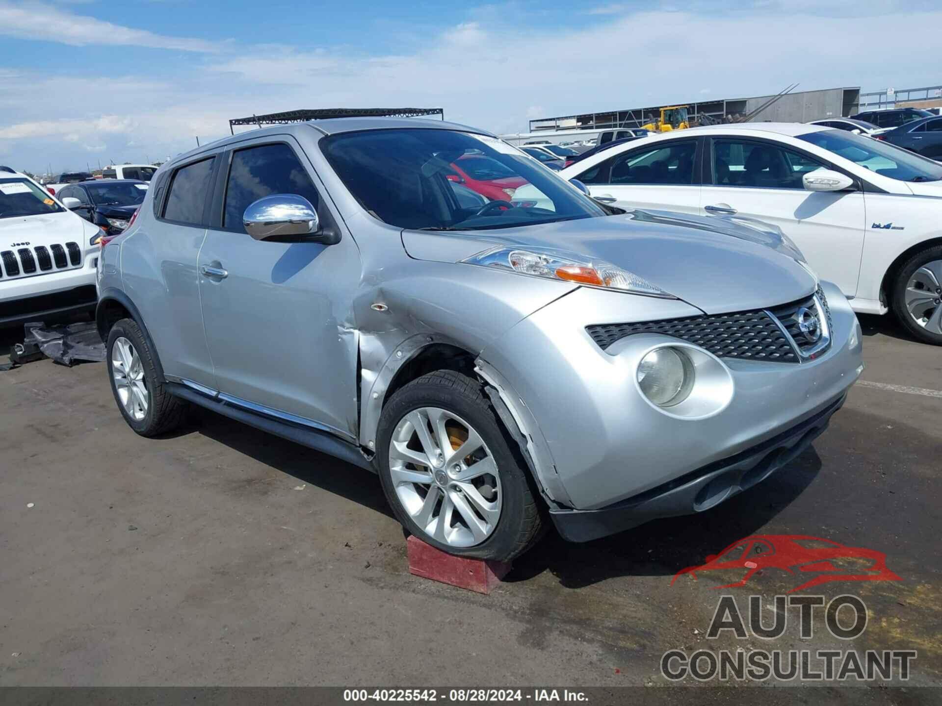 NISSAN JUKE 2013 - JN8AF5MR2DT221343