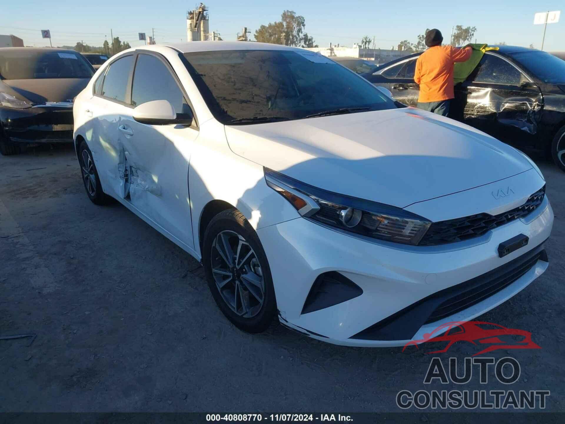 KIA FORTE 2023 - 3KPF24AD6PE579106