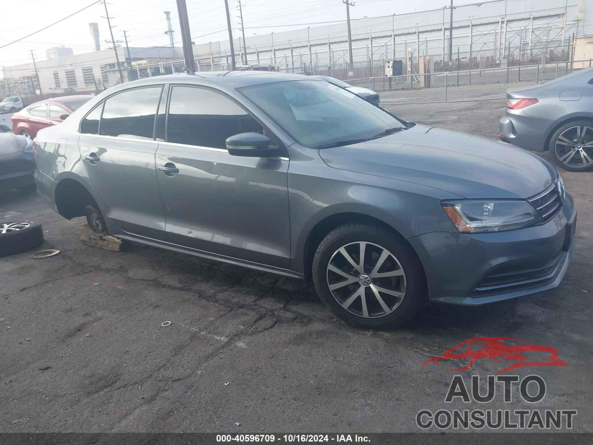 VOLKSWAGEN JETTA 2018 - 3VWDB7AJ6JM260393