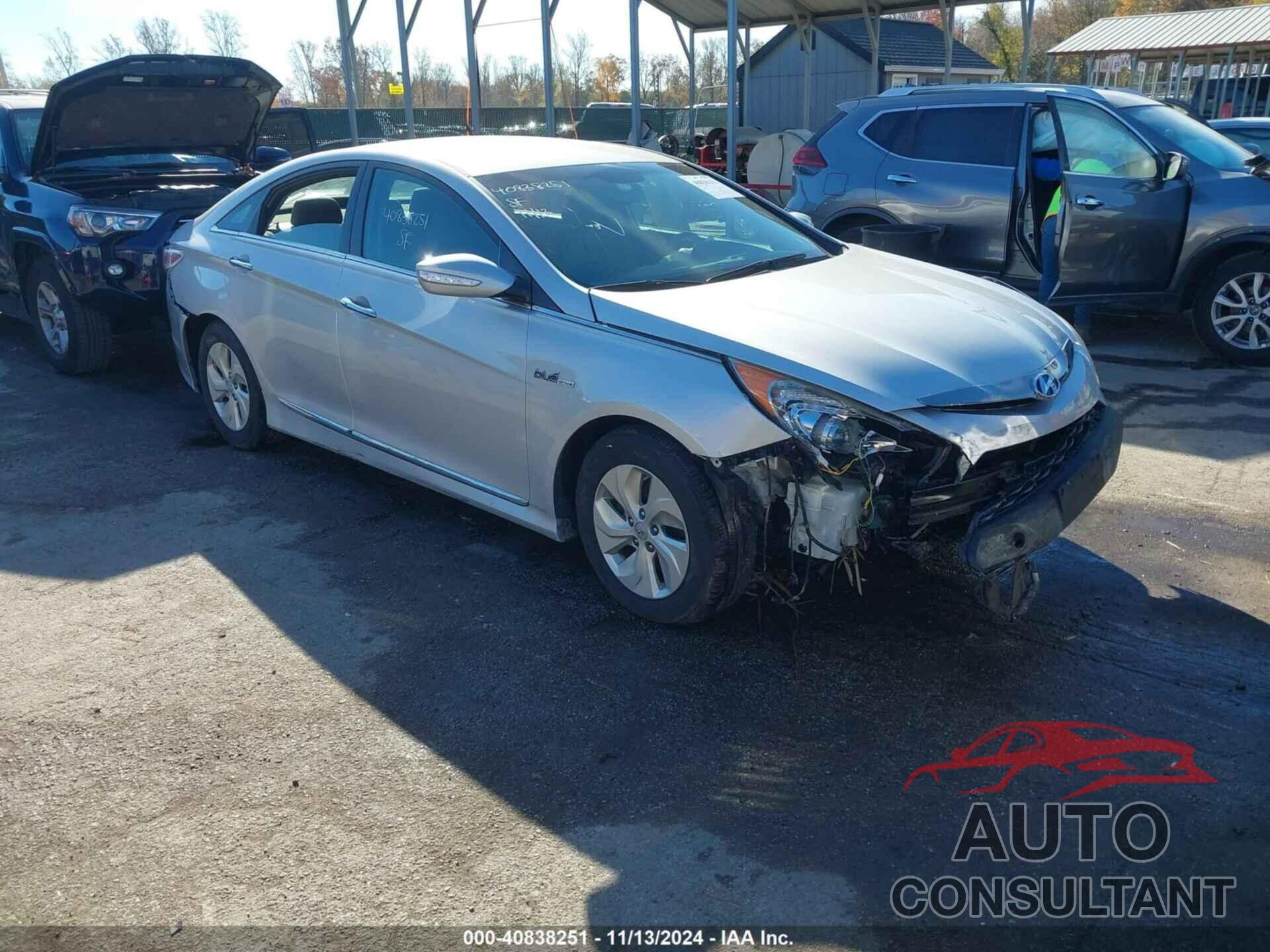 HYUNDAI SONATA HYBRID 2014 - KMHEC4A46EA113891