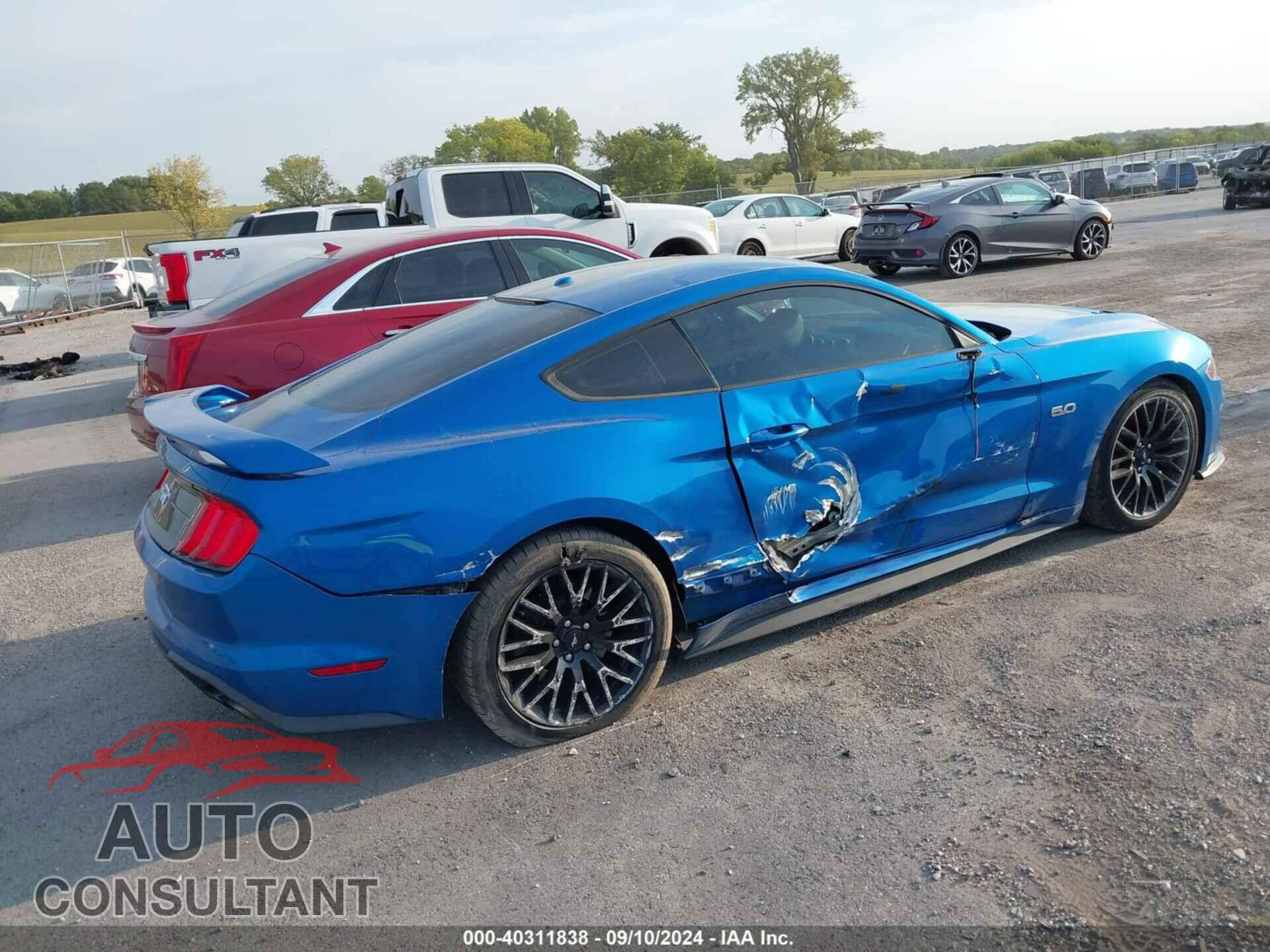 FORD MUSTANG 2019 - 1FA6P8CF9K5152388