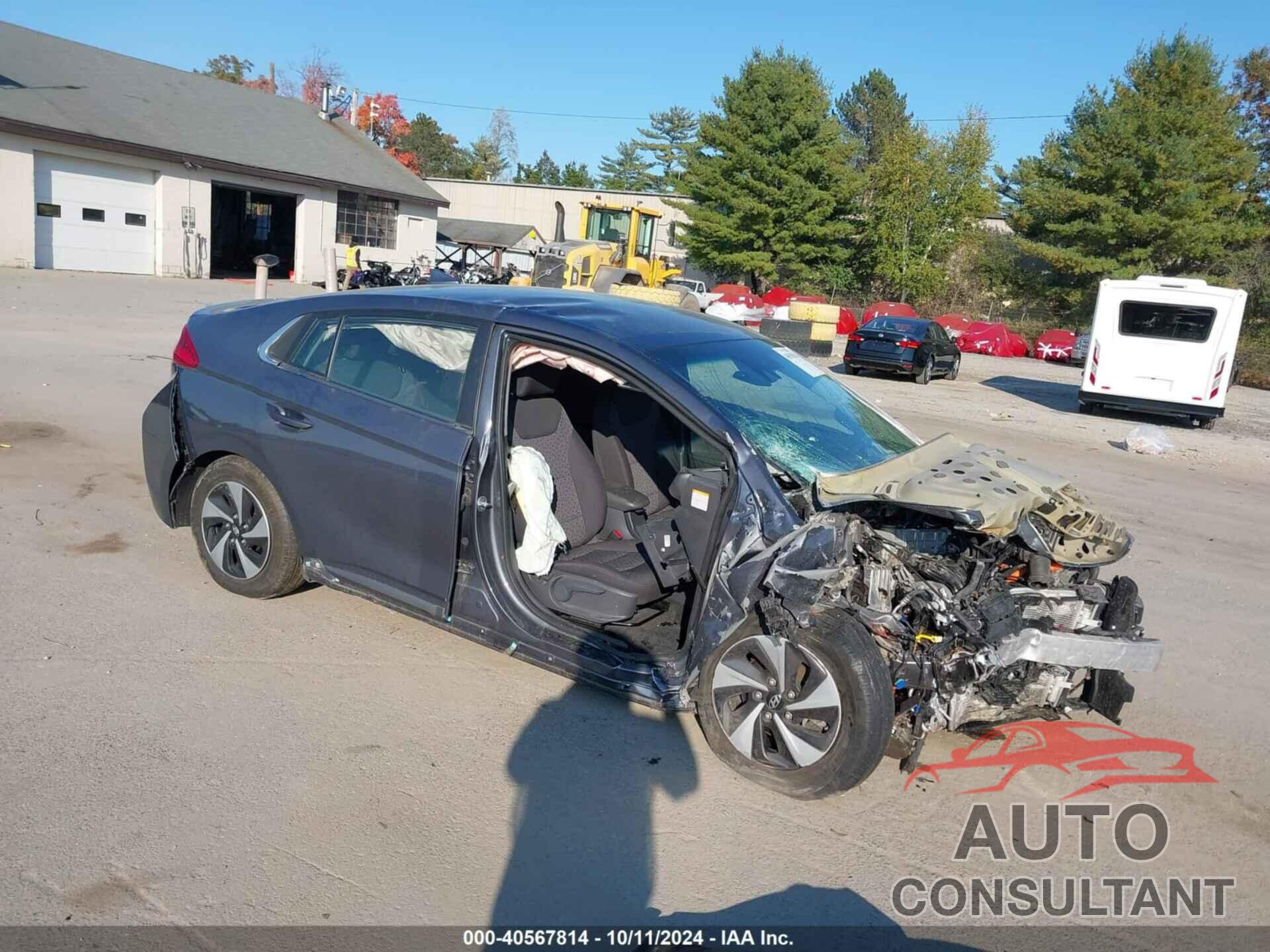 HYUNDAI IONIQ HYBRID 2019 - KMHC75LC4KU144864