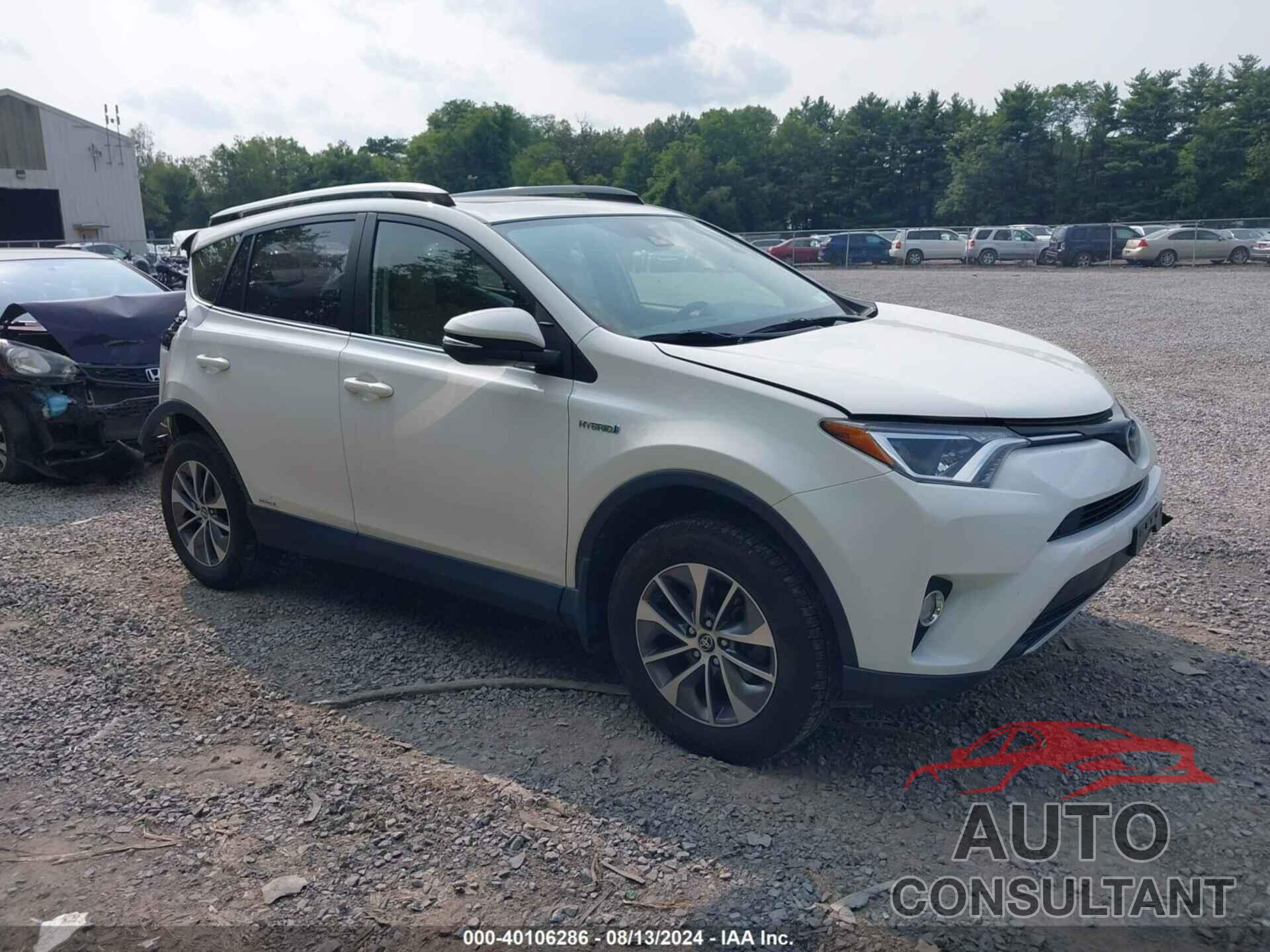 TOYOTA RAV4 HYBRID 2018 - JTMRJREV0JD177221