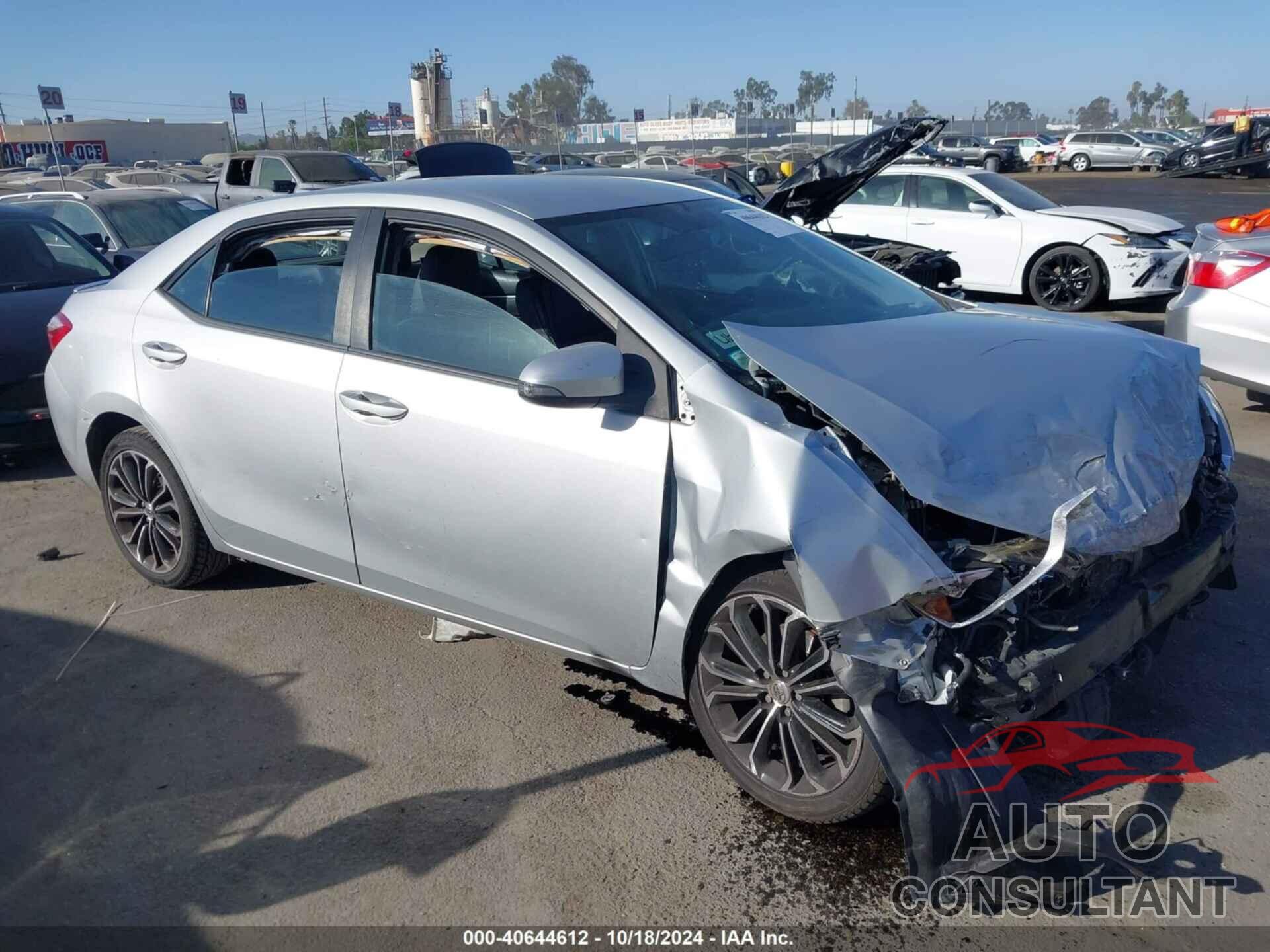 TOYOTA COROLLA 2015 - 5YFBURHE5FP190605