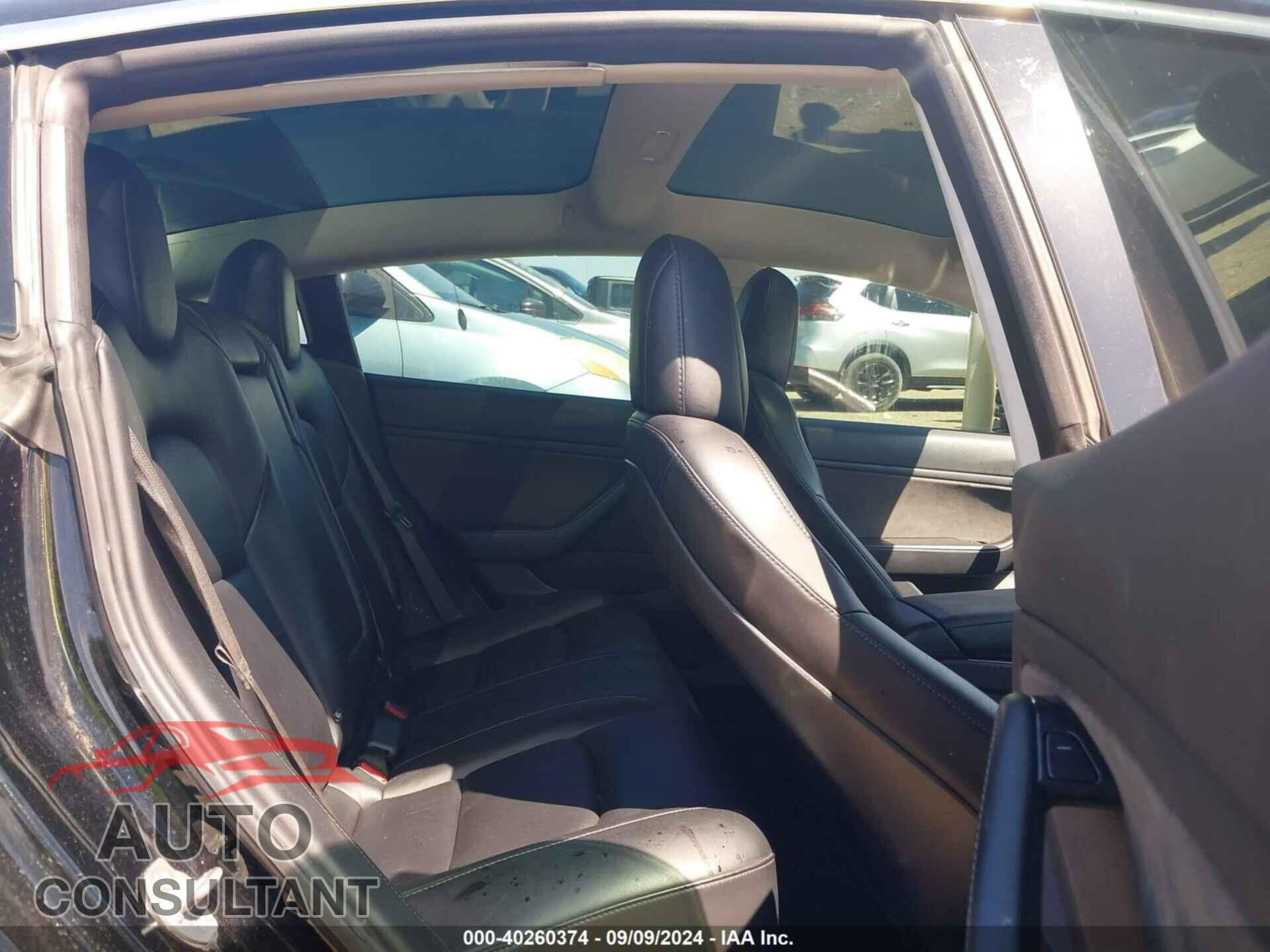 TESLA MODEL 3 2018 - 5YJ3E1EA3JF039951