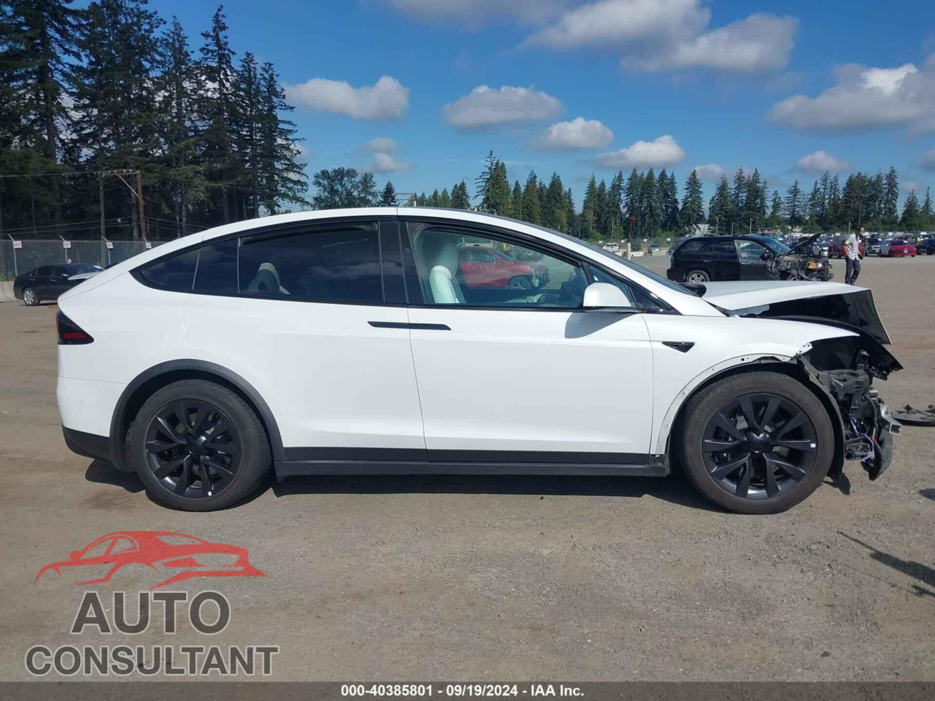 TESLA MODEL X 2023 - 7SAXCDE5XPF371604
