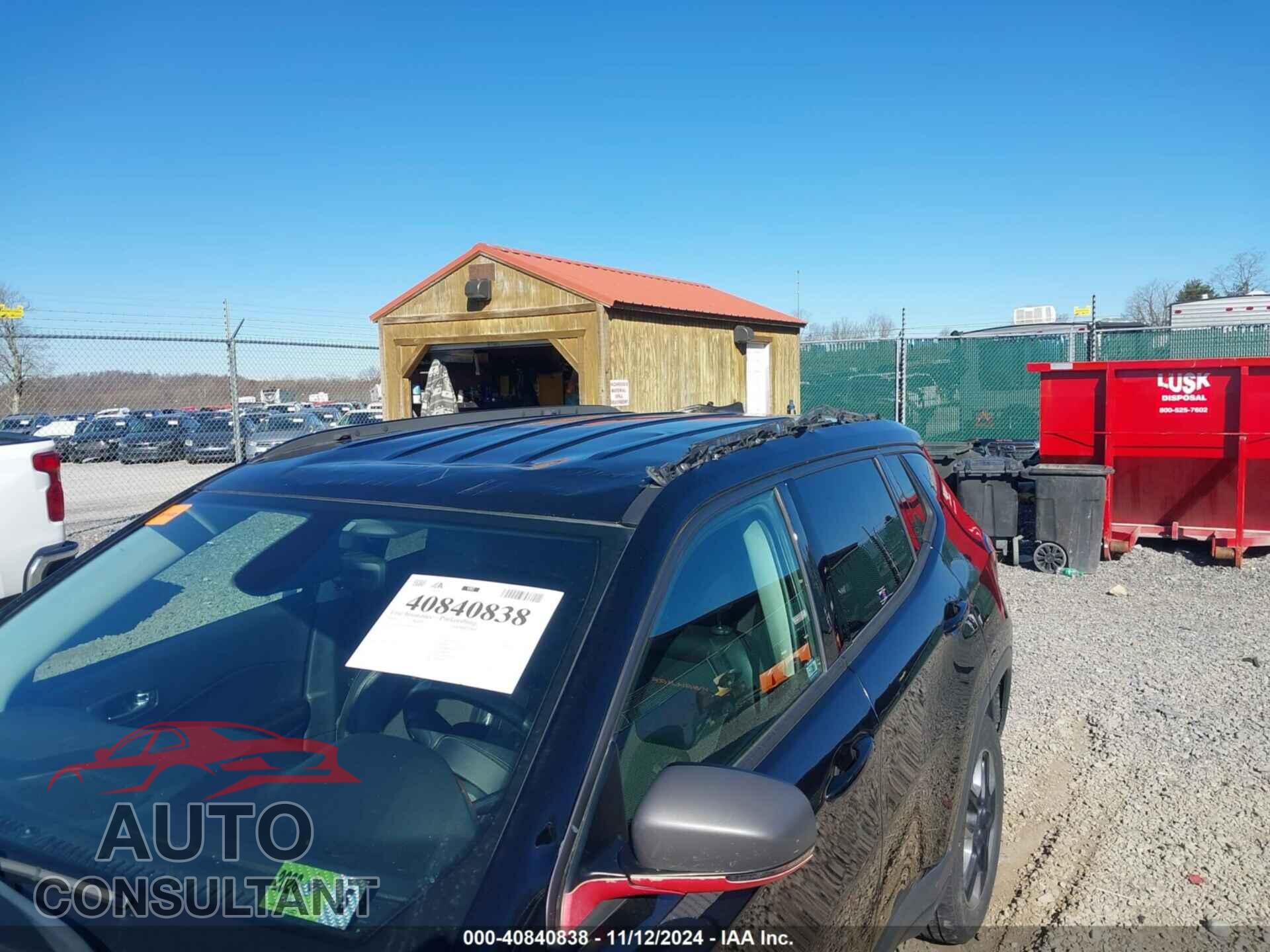 JEEP COMPASS 2018 - 3C4NJDDB8JT309192