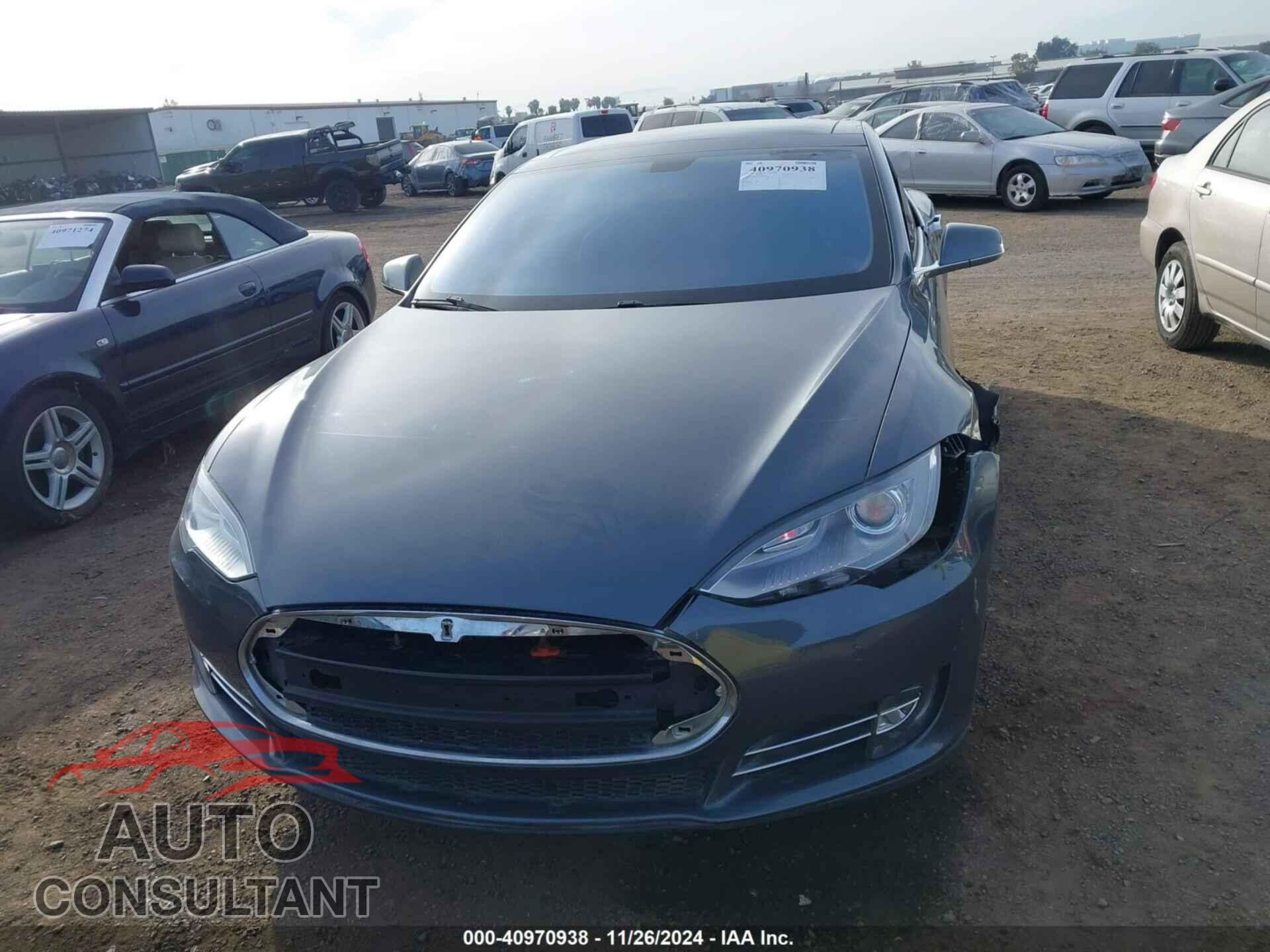 TESLA MODEL S 2013 - 5YJSA1CG9DFP09733