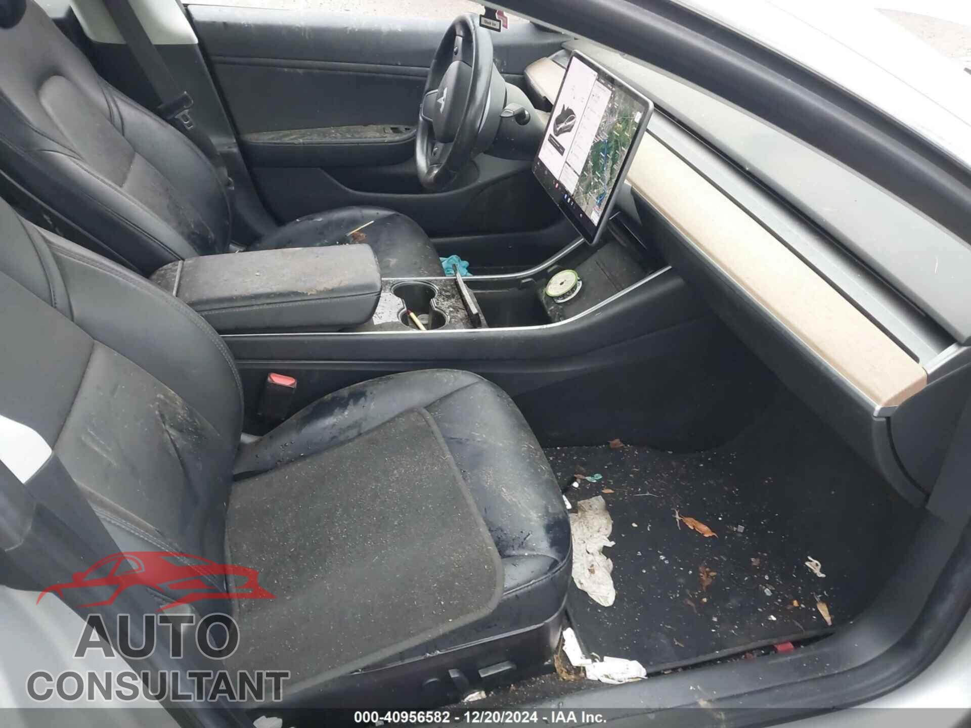 TESLA MODEL 3 2018 - 5YJ3E1EA4JF019143