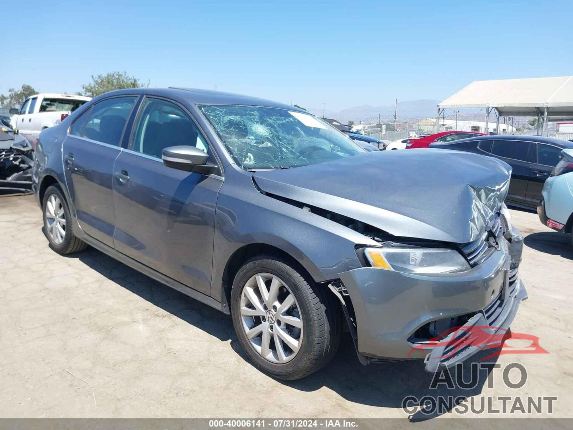 VOLKSWAGEN JETTA 2013 - 3VWDP7AJ2DM258033