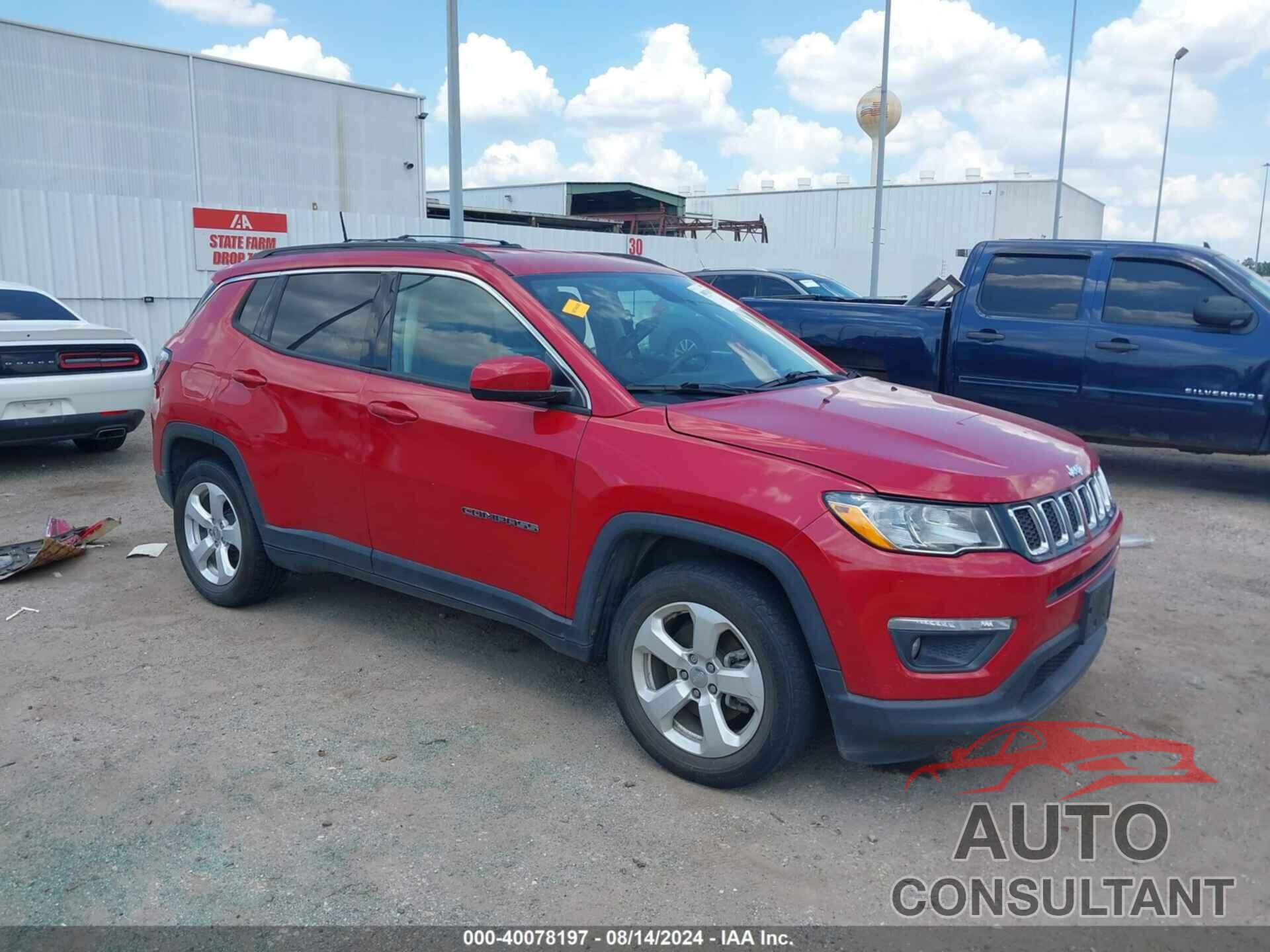 JEEP COMPASS 2018 - 3C4NJCBBXJT235447