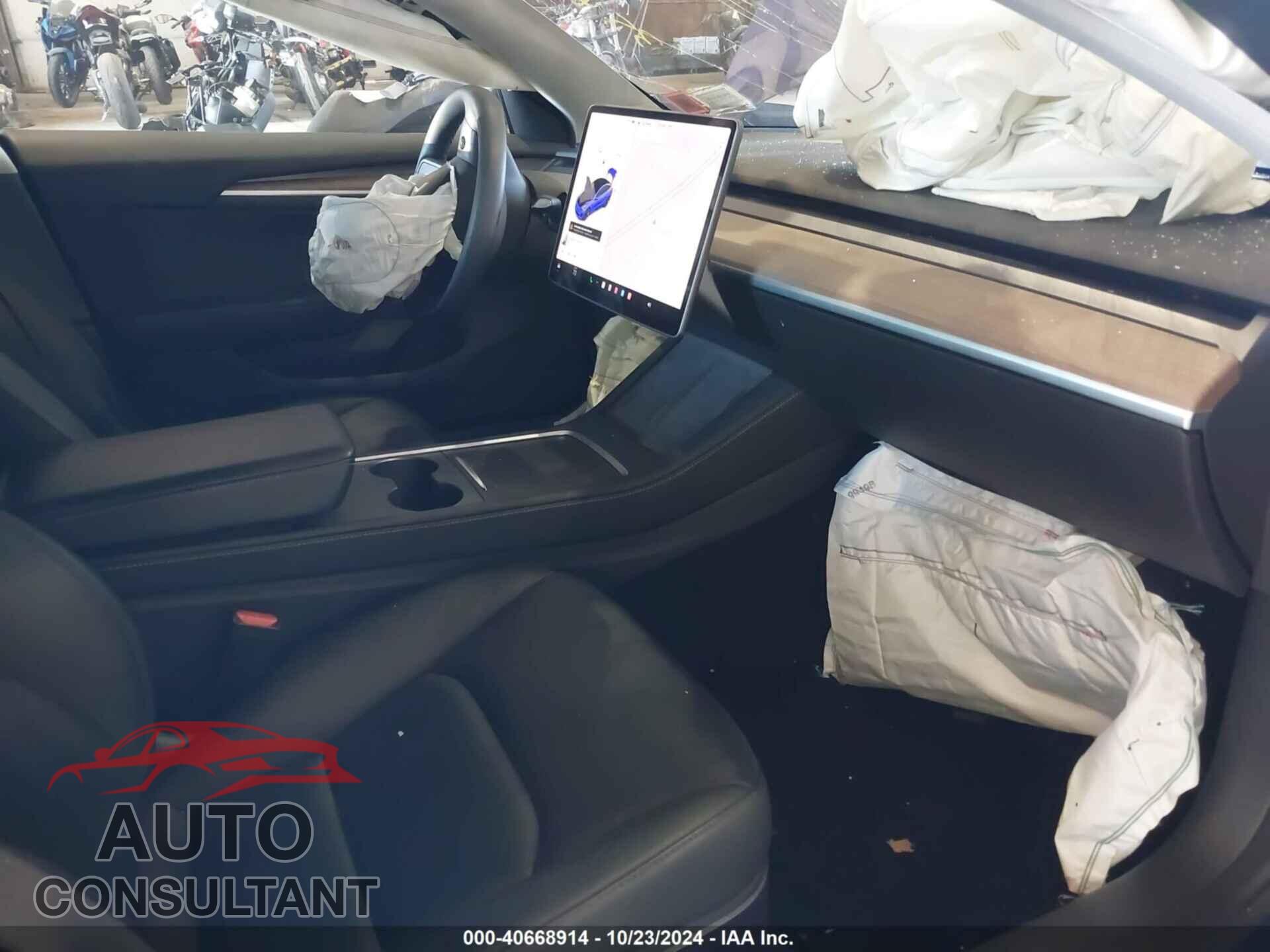 TESLA MODEL 3 2022 - 5YJ3E1EB2NF121801