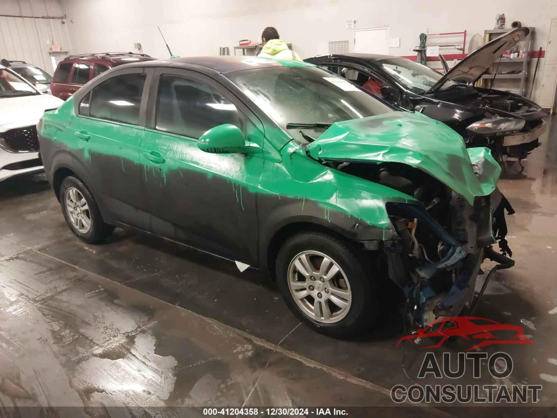CHEVROLET SONIC 2014 - 1G1JC5SH0E4213308
