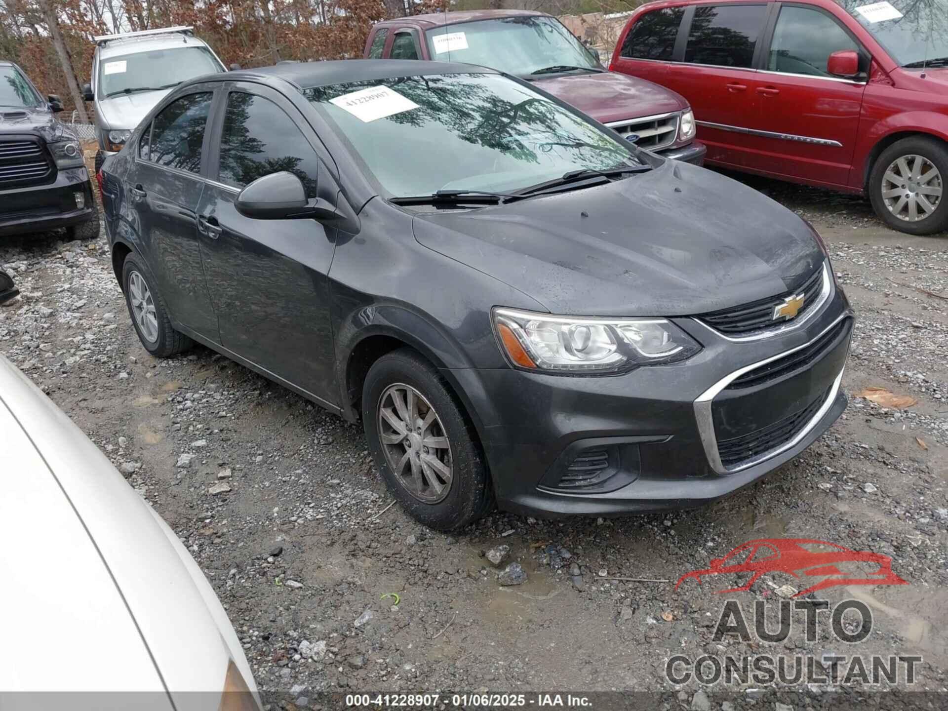 CHEVROLET SONIC 2017 - 1G1JD5SH1H4151855