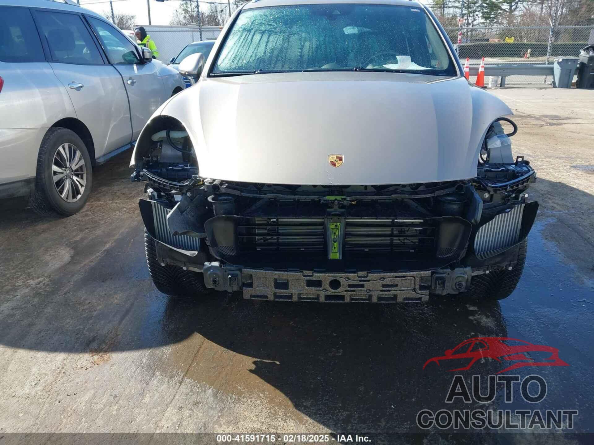 PORSCHE CAYENNE 2016 - WP1AB2A21GLA93418