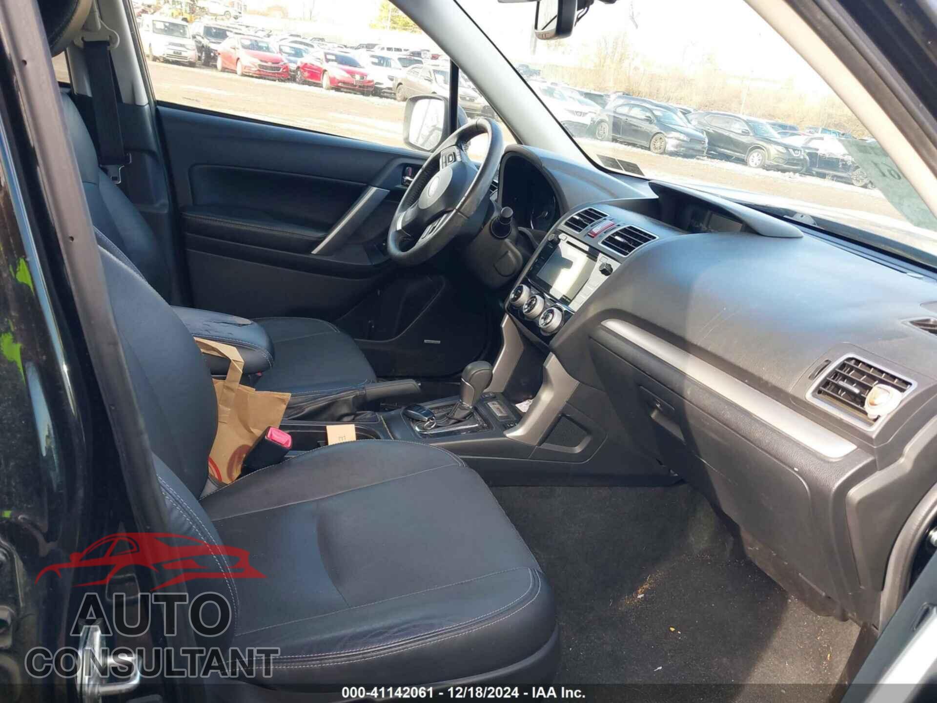 SUBARU FORESTER 2016 - JF2SJAVC8GH482776