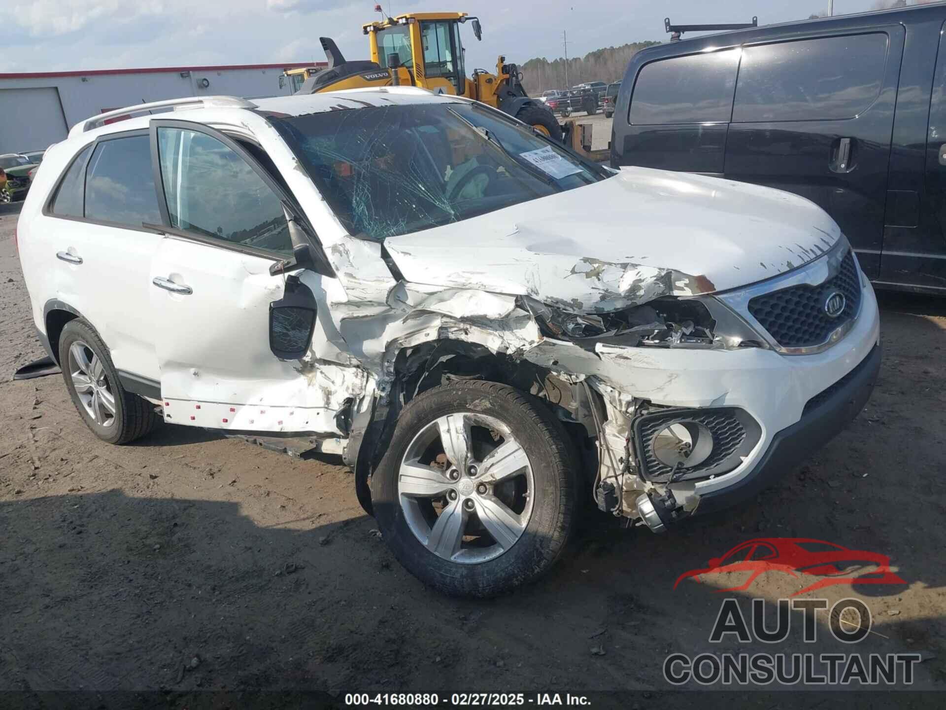 KIA SORENTO 2013 - 5XYKU3A68DG333340