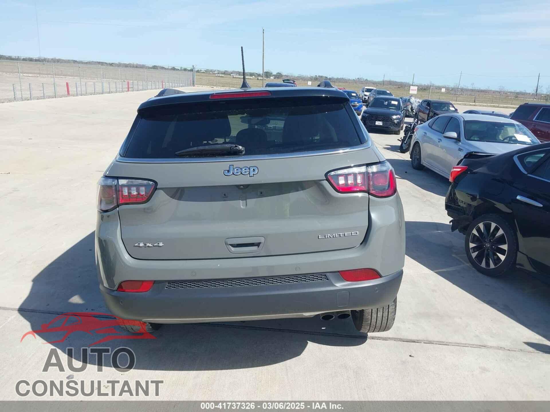 JEEP COMPASS 2022 - 3C4NJDCB5NT136643