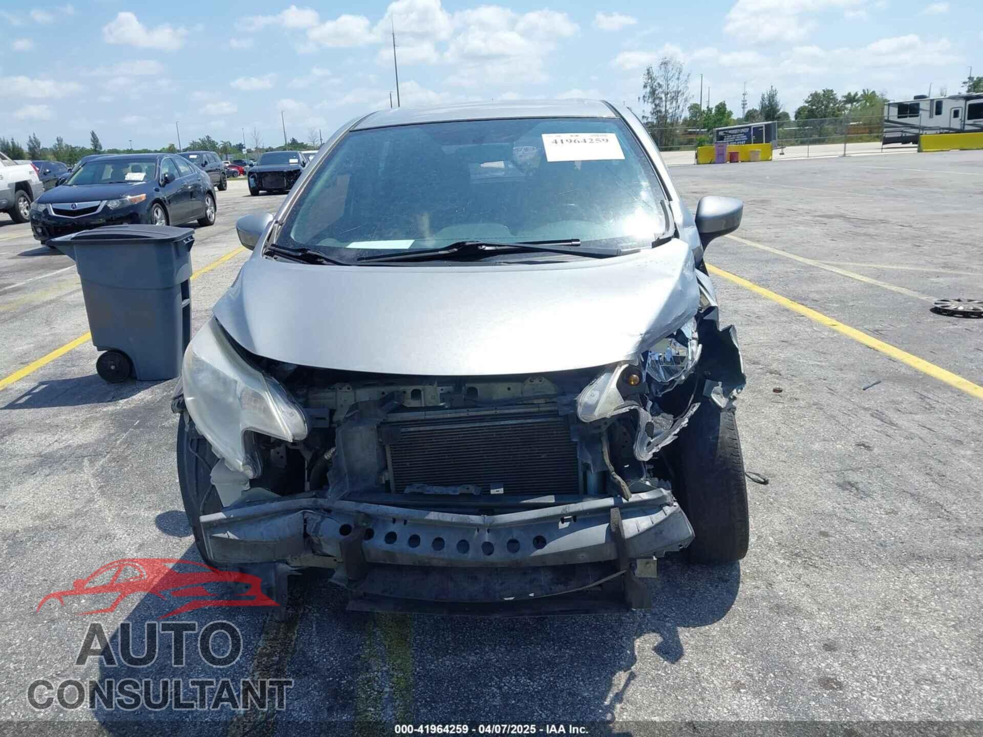 NISSAN VERSA NOTE 2015 - 3N1CE2CP0FL413392