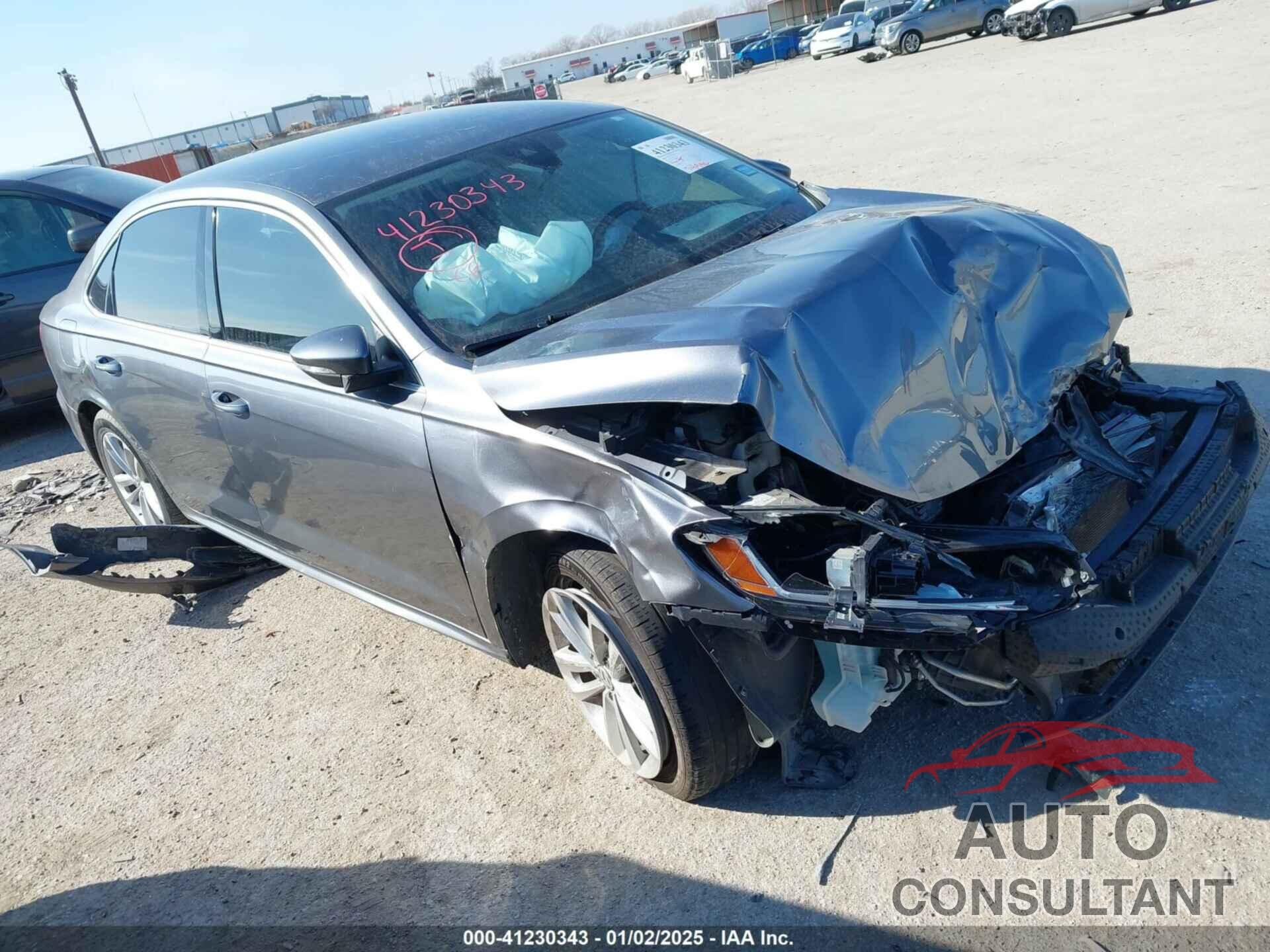 VOLKSWAGEN PASSAT 2020 - 1VWSA7A34LC027113