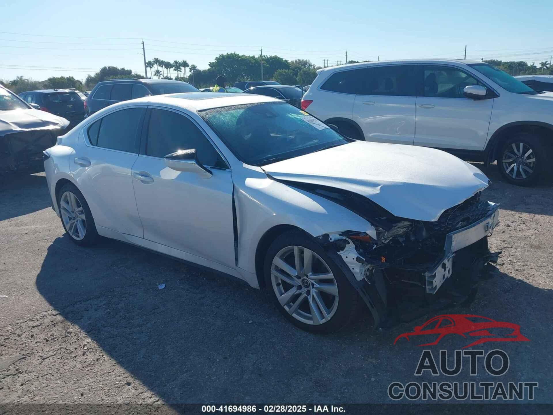 LEXUS IS 300 2024 - JTHCA1D23R5133037