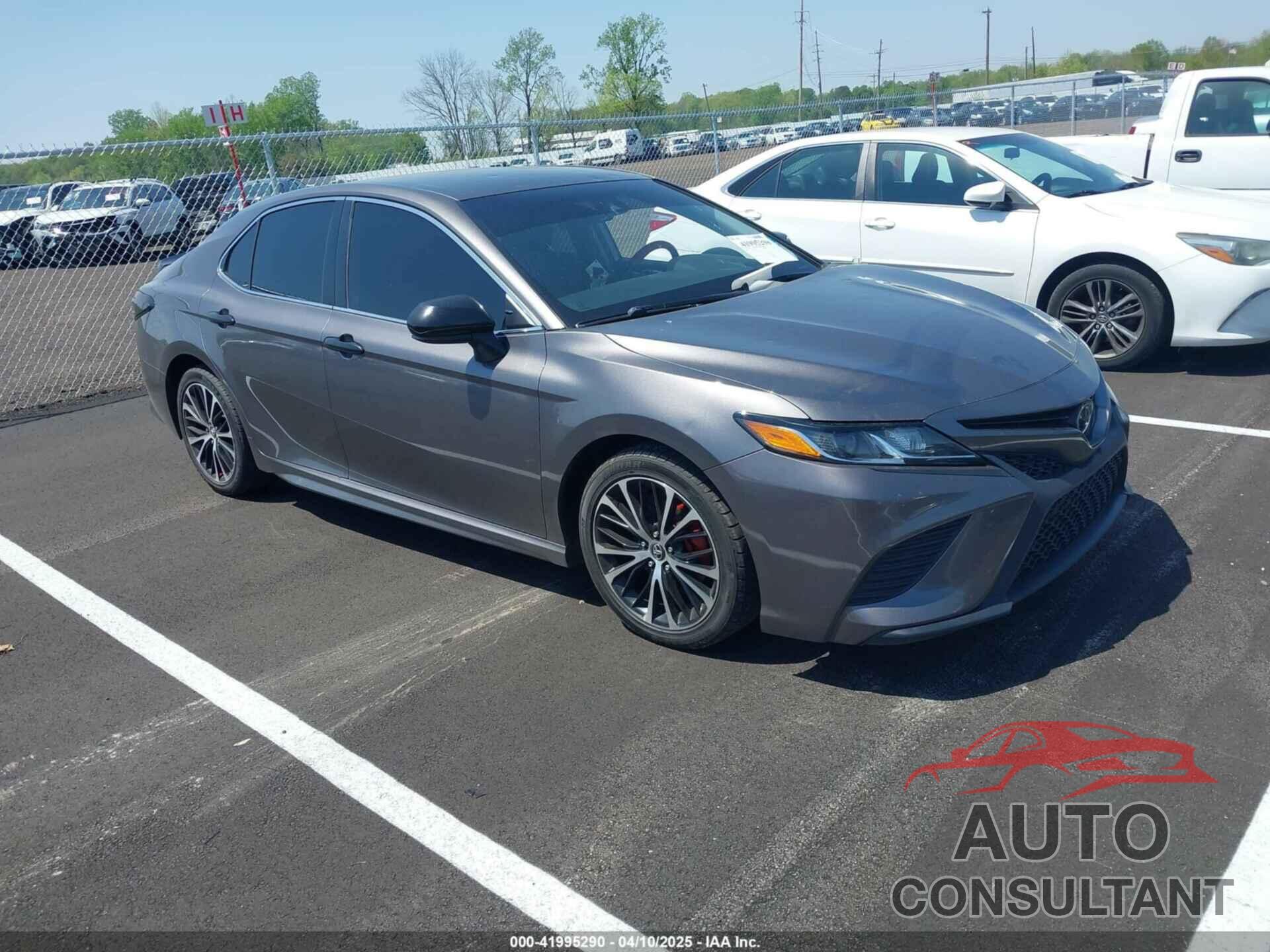 TOYOTA CAMRY 2020 - 4T1G11AK6LU319266