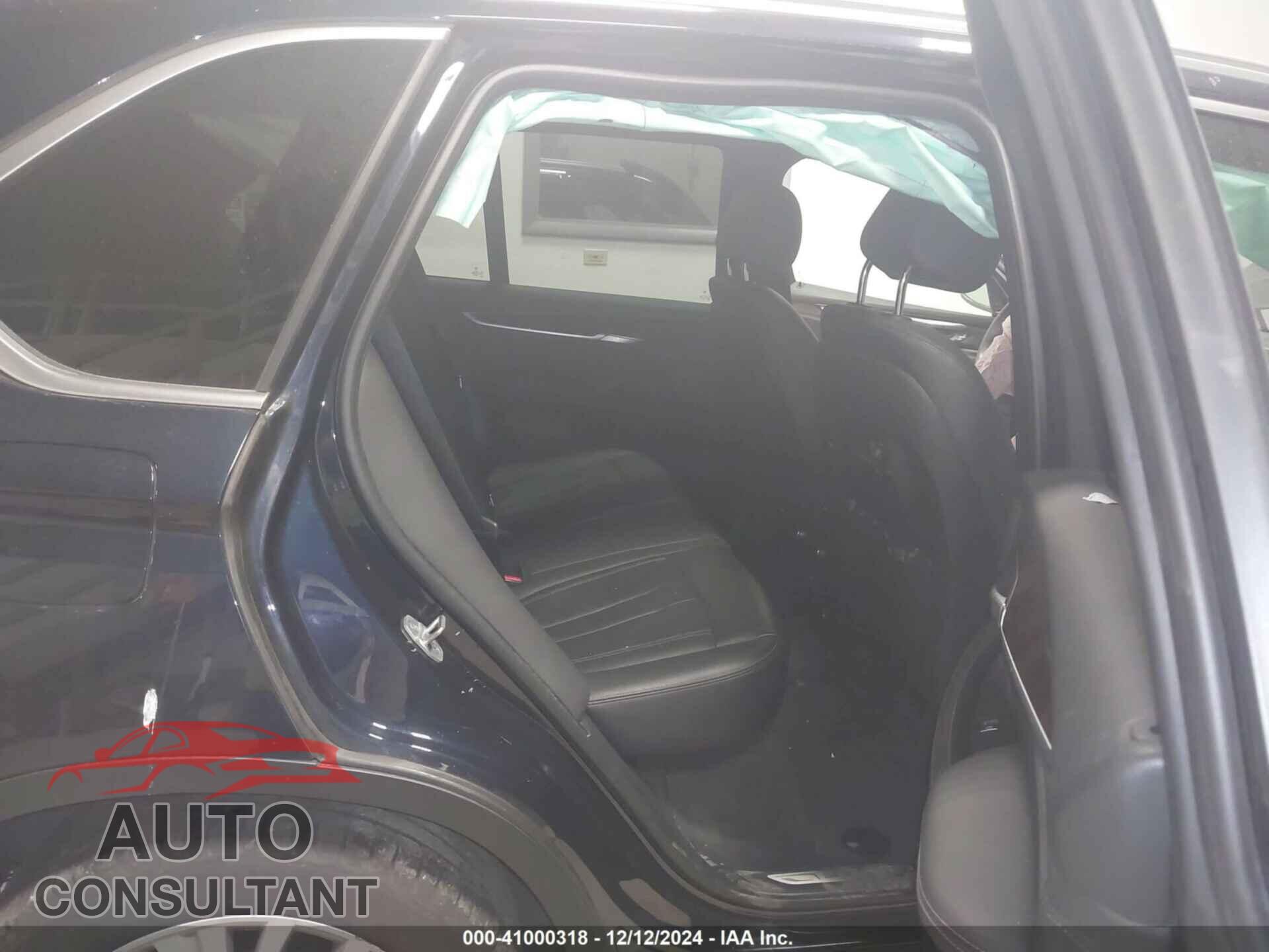BMW X5 2017 - 5UXKR0C32H0X77357