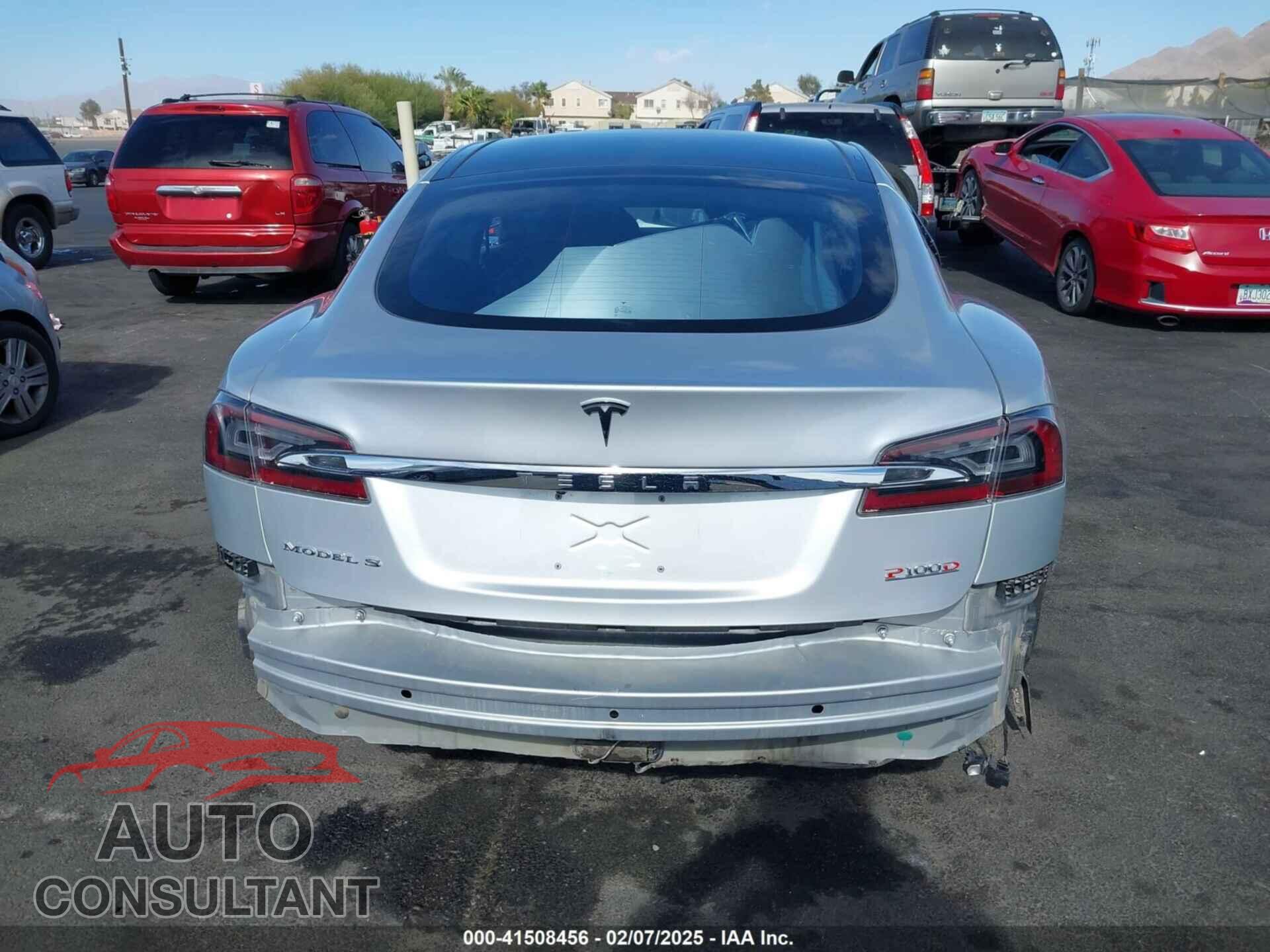 TESLA MODEL S 2018 - 5YJSA1E40JF260585