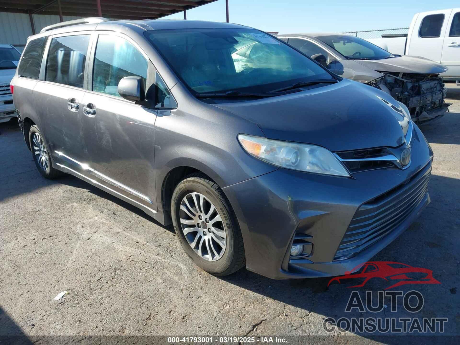 TOYOTA SIENNA 2019 - 5TDYZ3DC4KS980041
