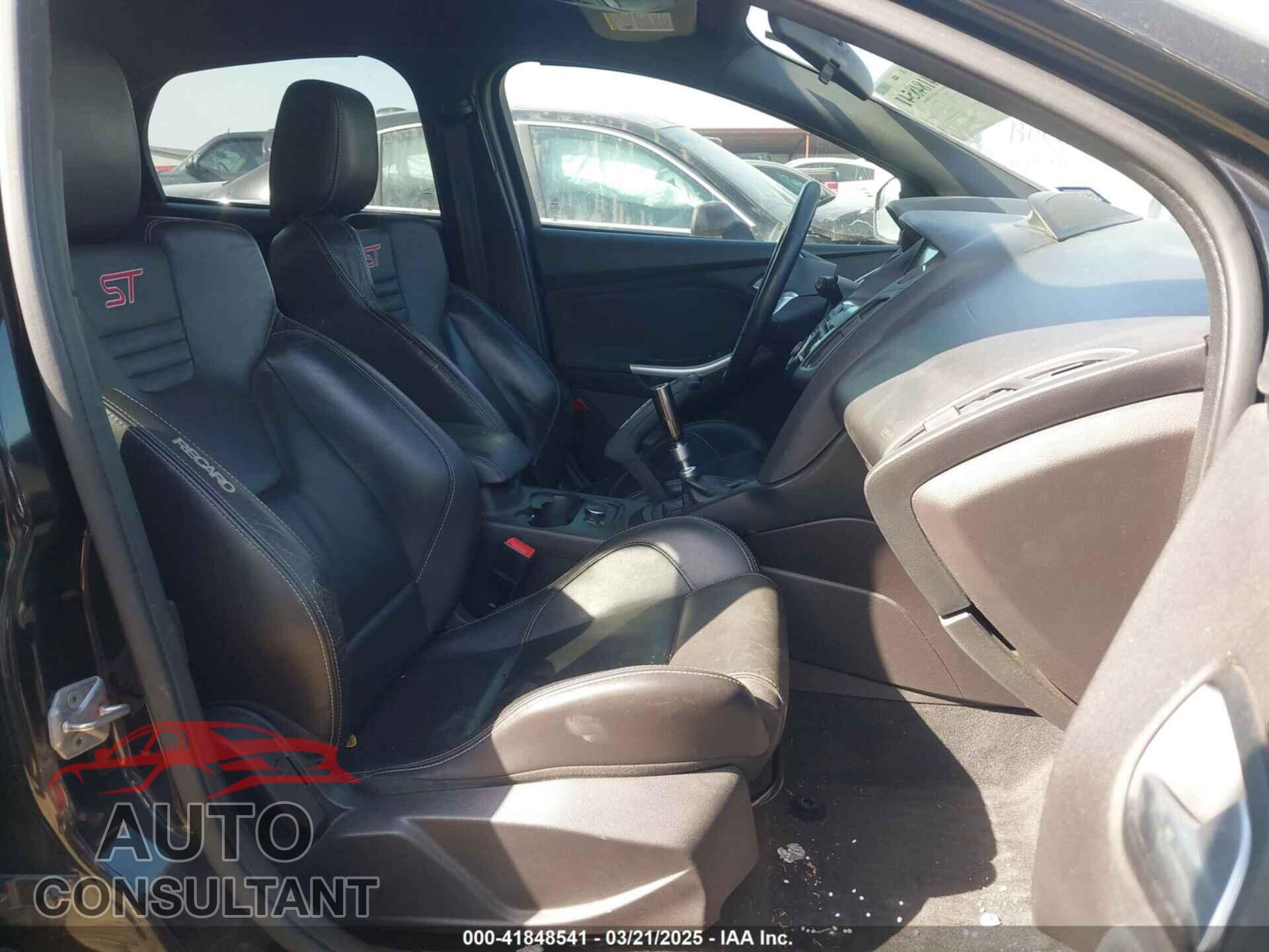 FORD FOCUS ST 2014 - 1FADP3L94EL168227