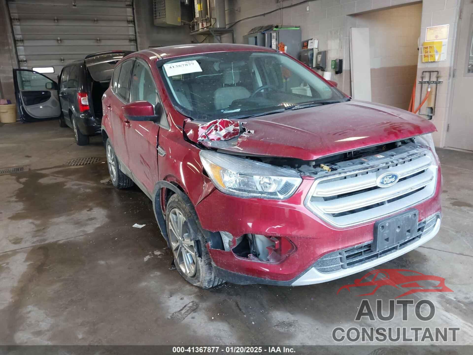 FORD ESCAPE 2019 - 1FMCU9G95KUC08778