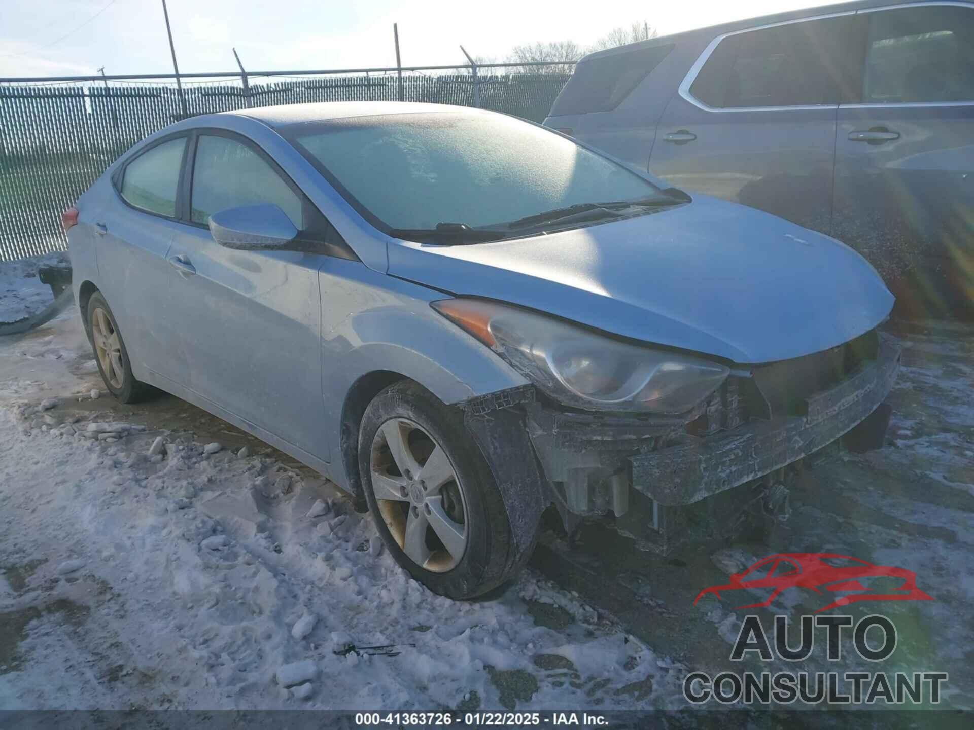 HYUNDAI ELANTRA 2013 - KMHDH4AE3DU717093
