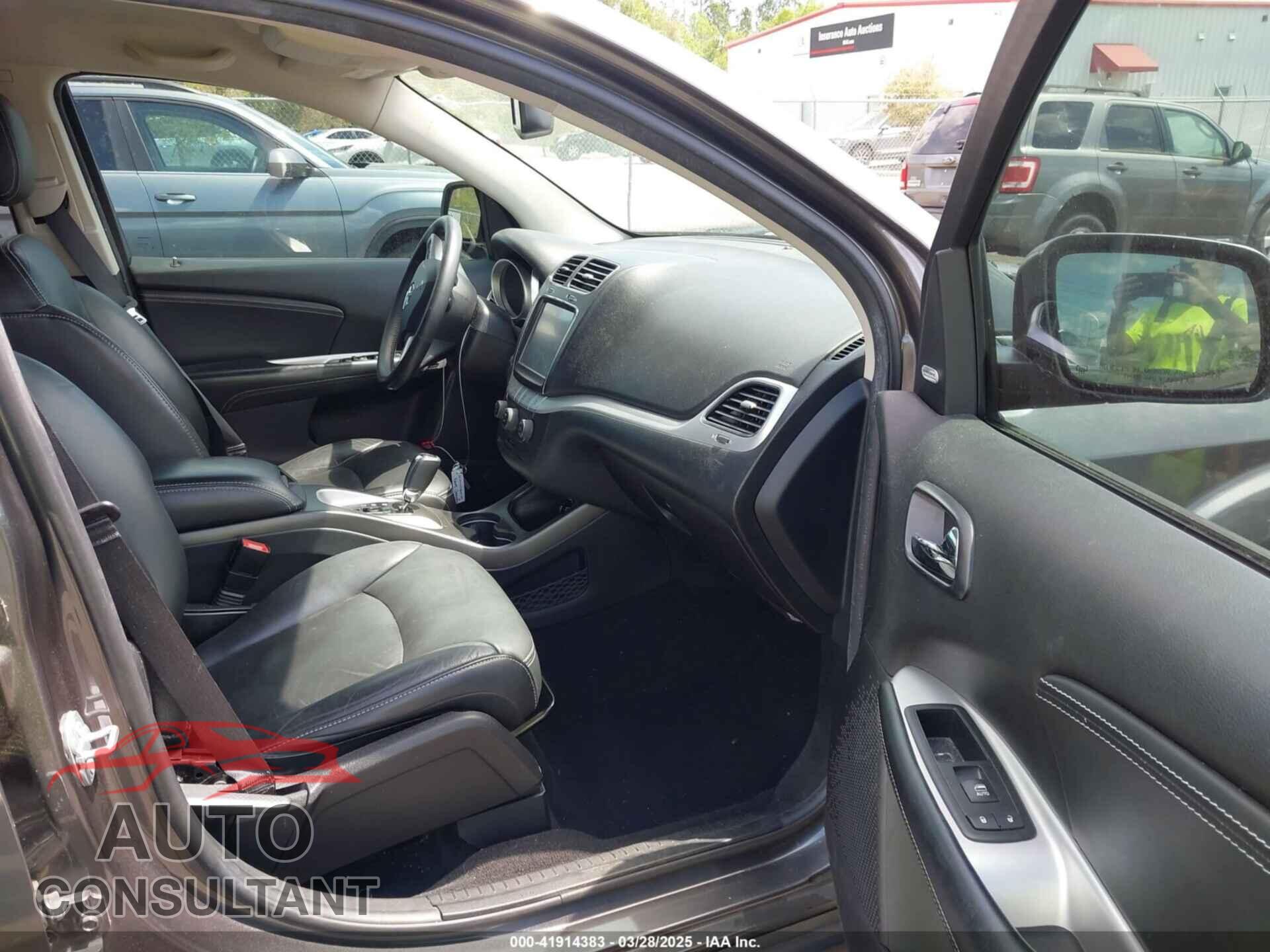 DODGE JOURNEY 2015 - 3C4PDCDG5FT506544