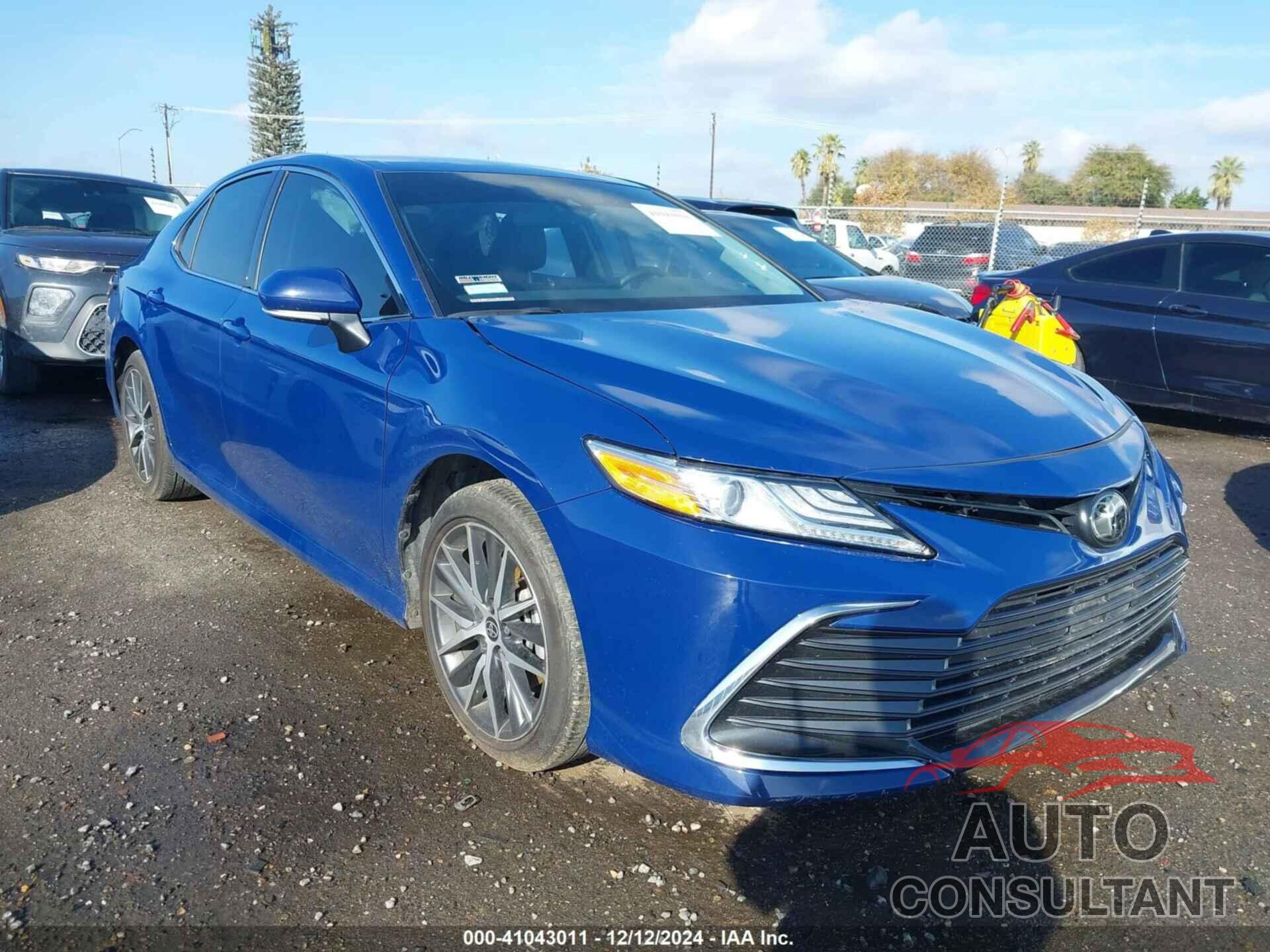 TOYOTA CAMRY 2024 - 4T1F11AK7RU209279