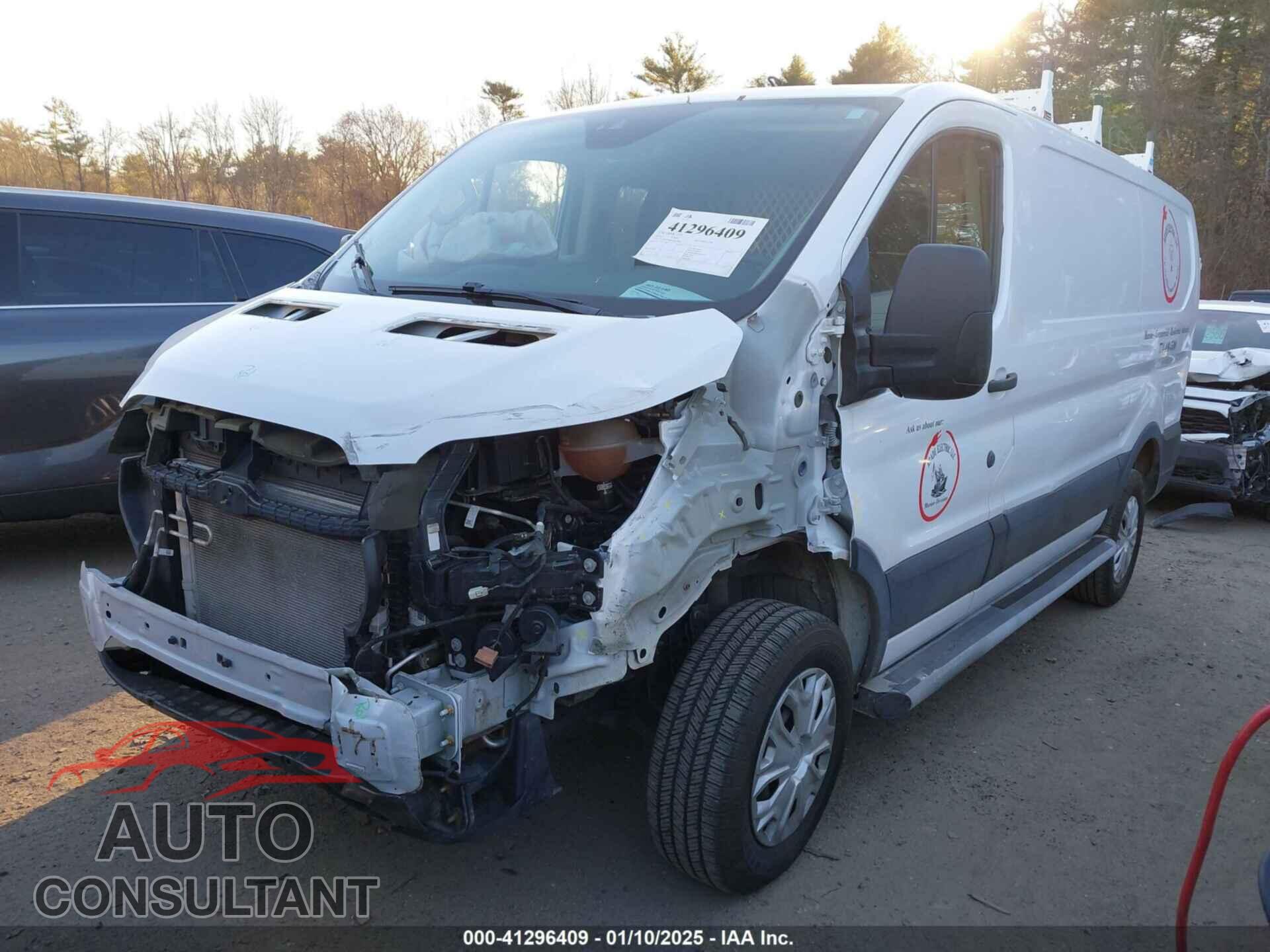 FORD TRANSIT-250 2019 - 1FTYR1YM8KKB35286