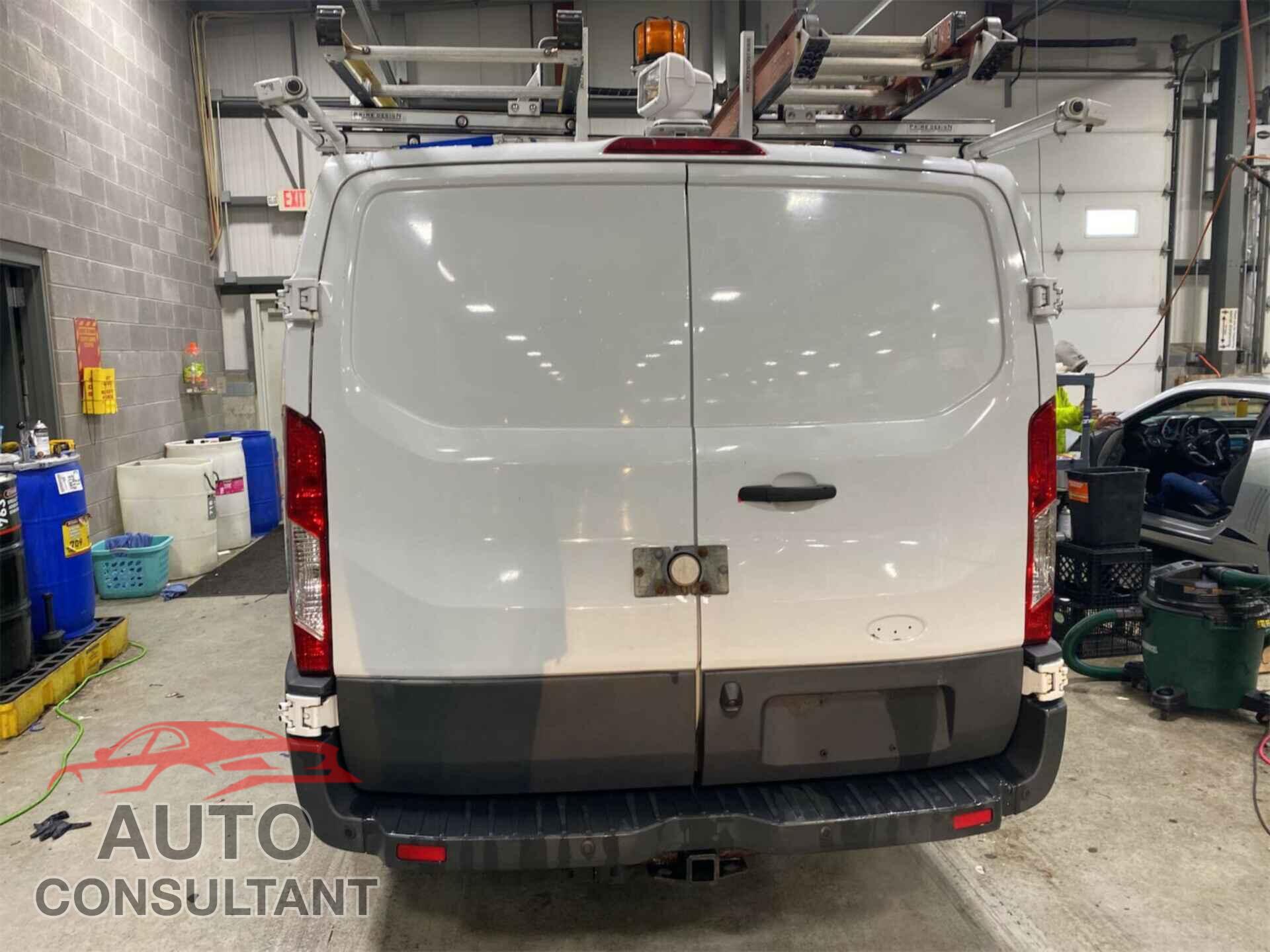 FORD TRANSIT 2016 - 1FTYR1YM5GKB55499