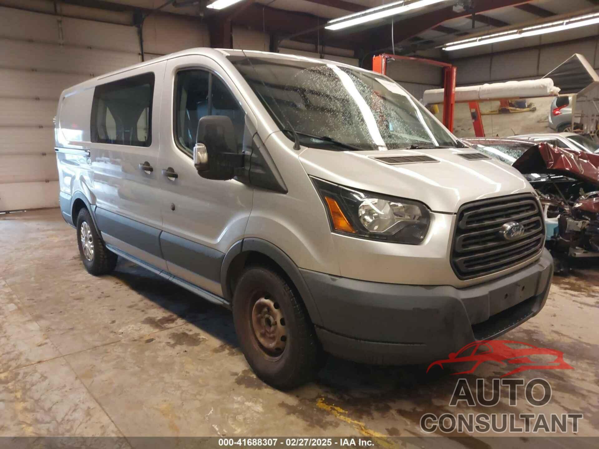 FORD TRANSIT-150 2017 - 1FTYE1YM0HKA48776