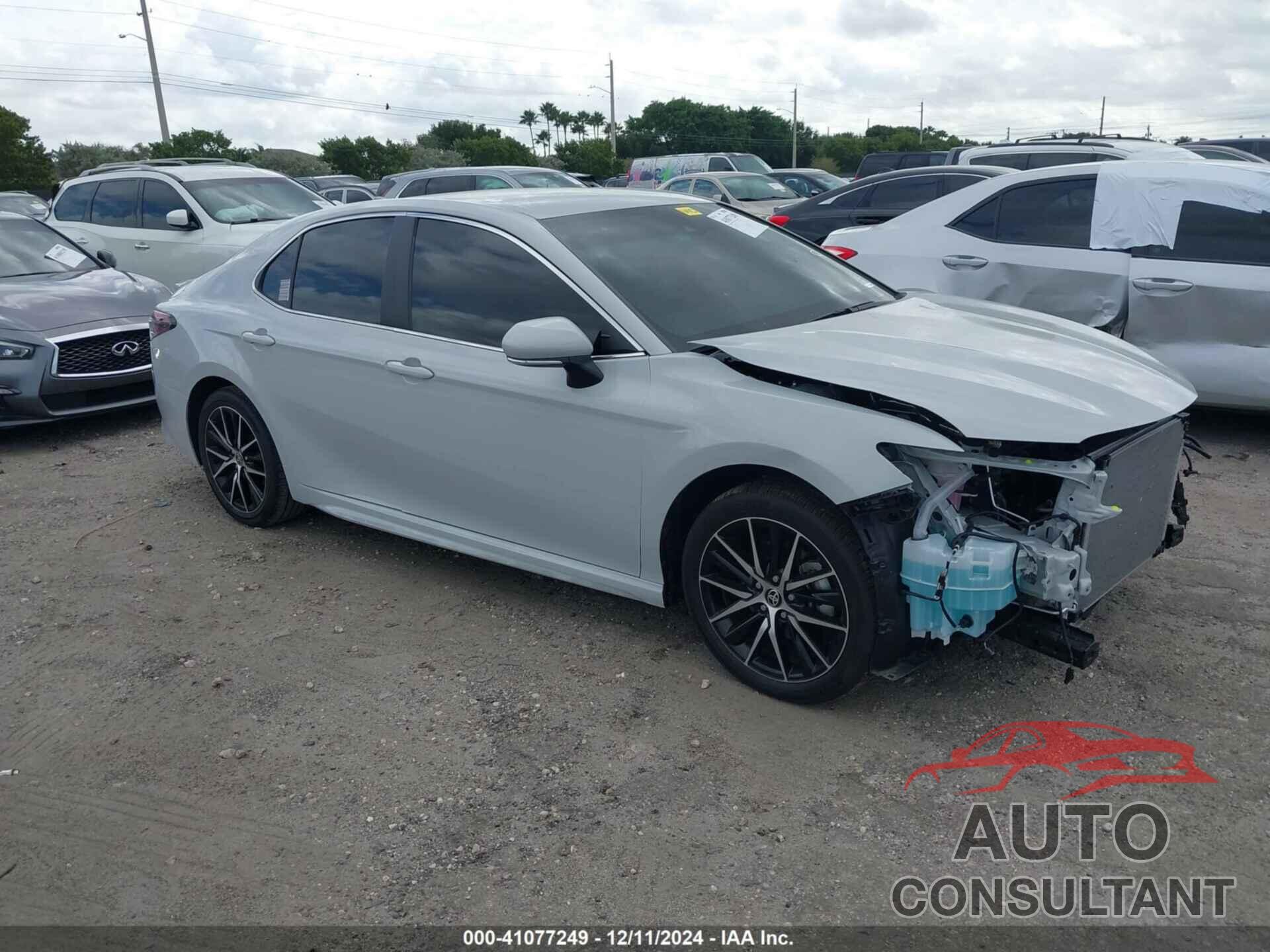 TOYOTA CAMRY 2024 - 4T1T11AK1RU198735