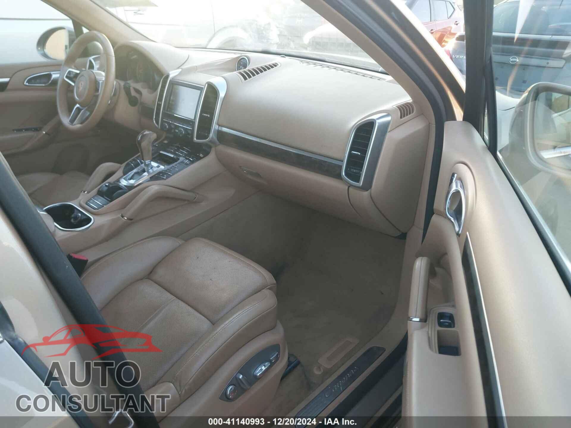 PORSCHE CAYENNE 2016 - WP1AA2A2XGLA03542