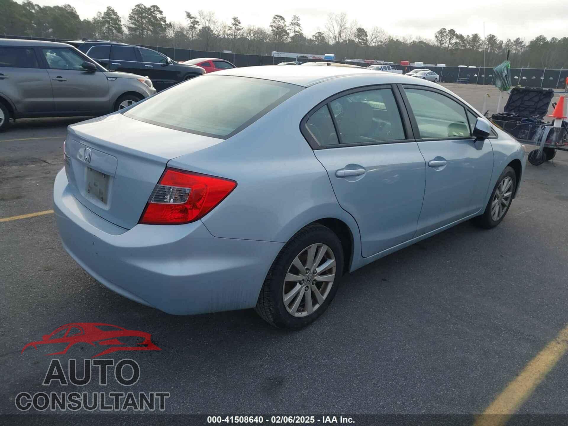 HONDA CIVIC 2012 - 2HGFB2F94CH526252