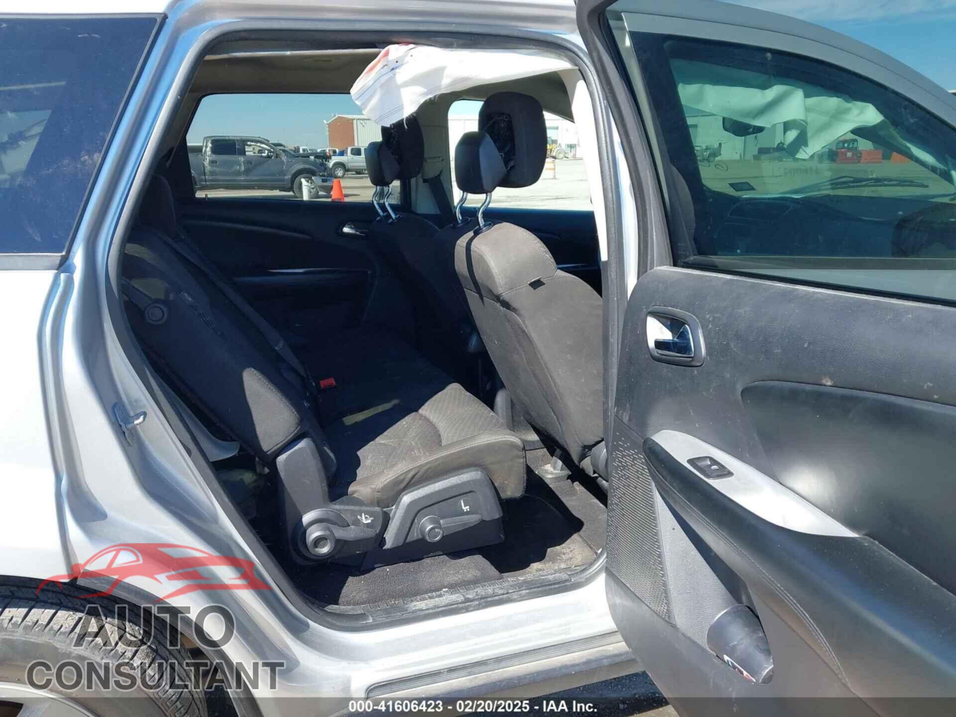 DODGE JOURNEY 2014 - 3C4PDCAB6ET317005
