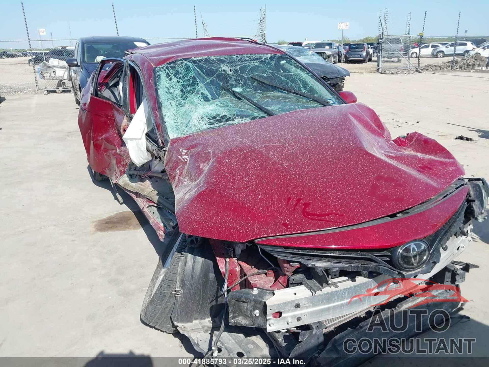 TOYOTA CAMRY 2022 - 4T1C11AK5NU698794