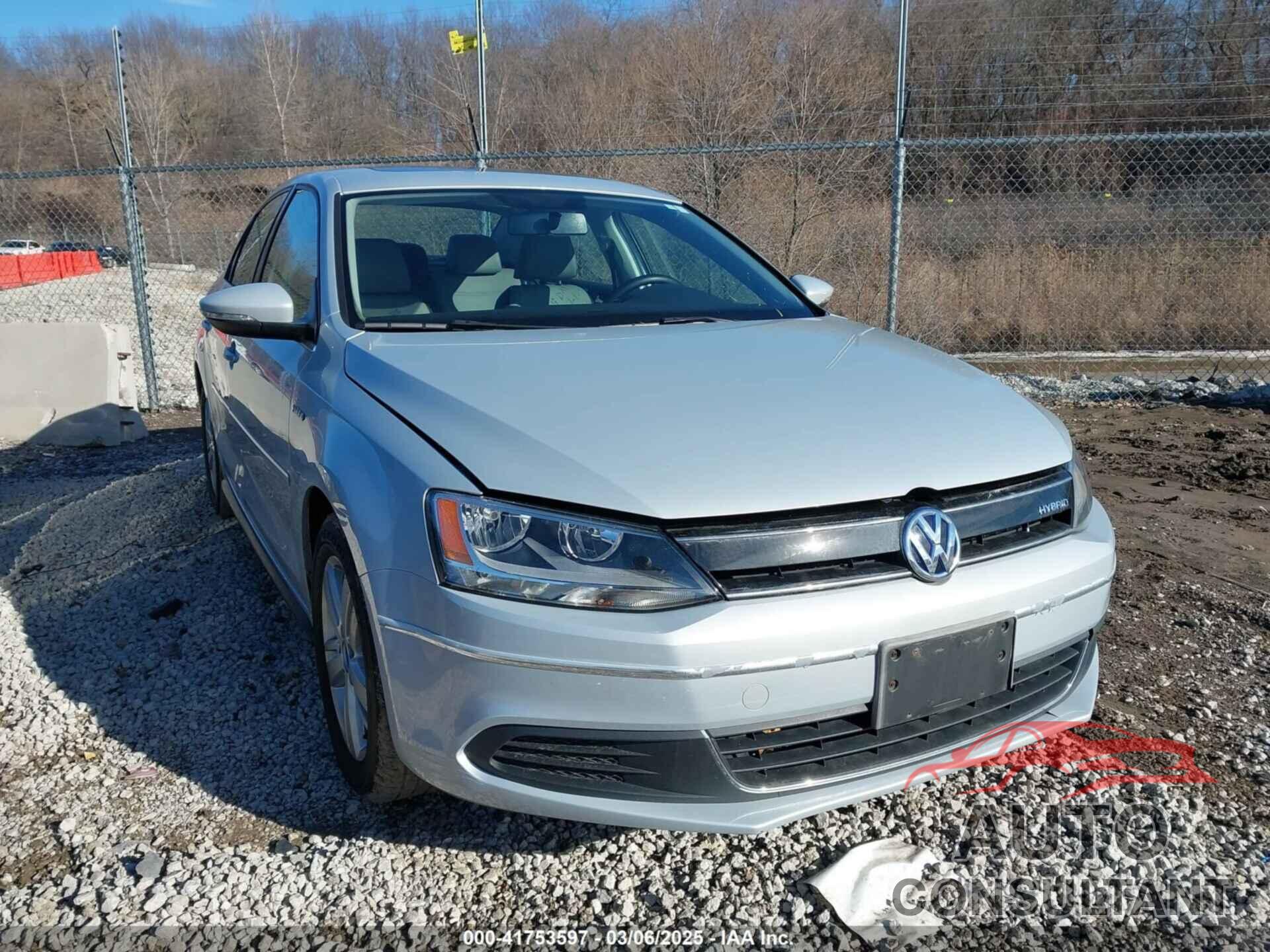 VOLKSWAGEN JETTA HYBRID 2013 - 3VW637AJ6DM225167