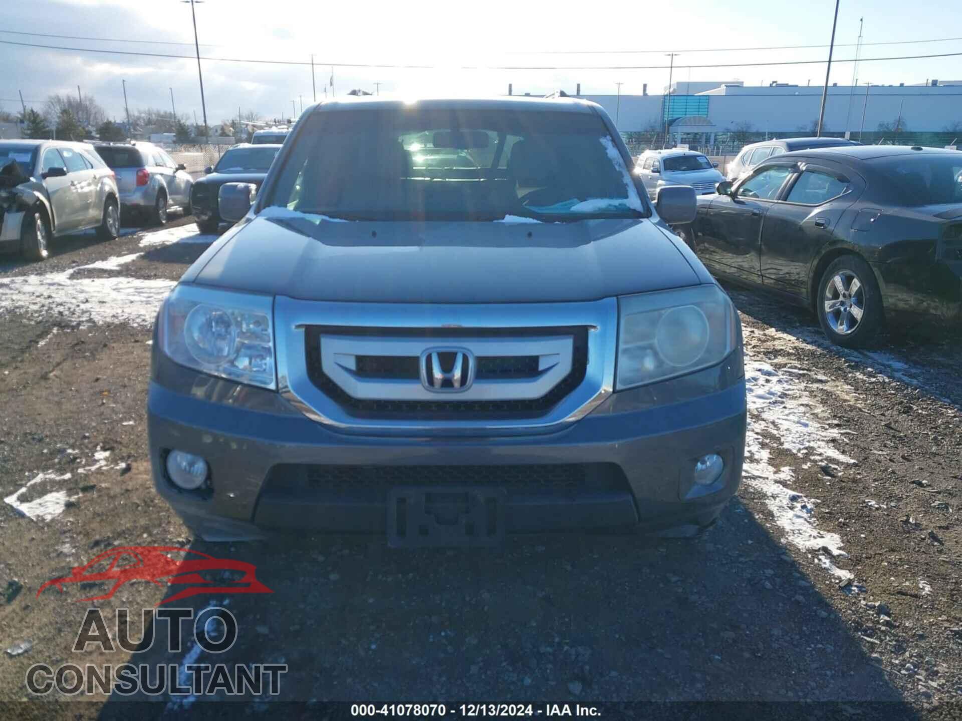 HONDA PILOT 2011 - 5FNYF4H60BB018441