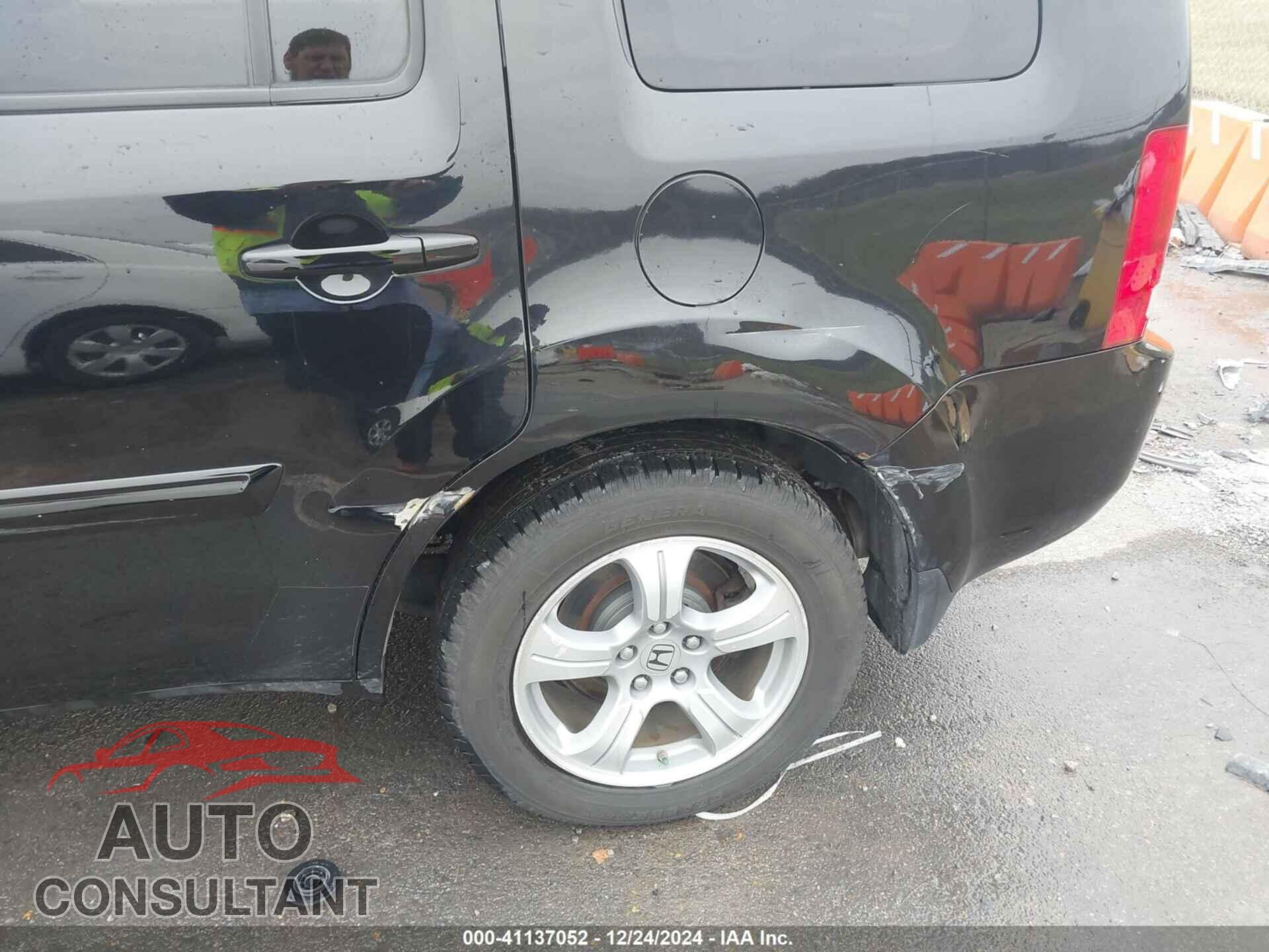 HONDA PILOT 2013 - 5FNYF4H57DB073270