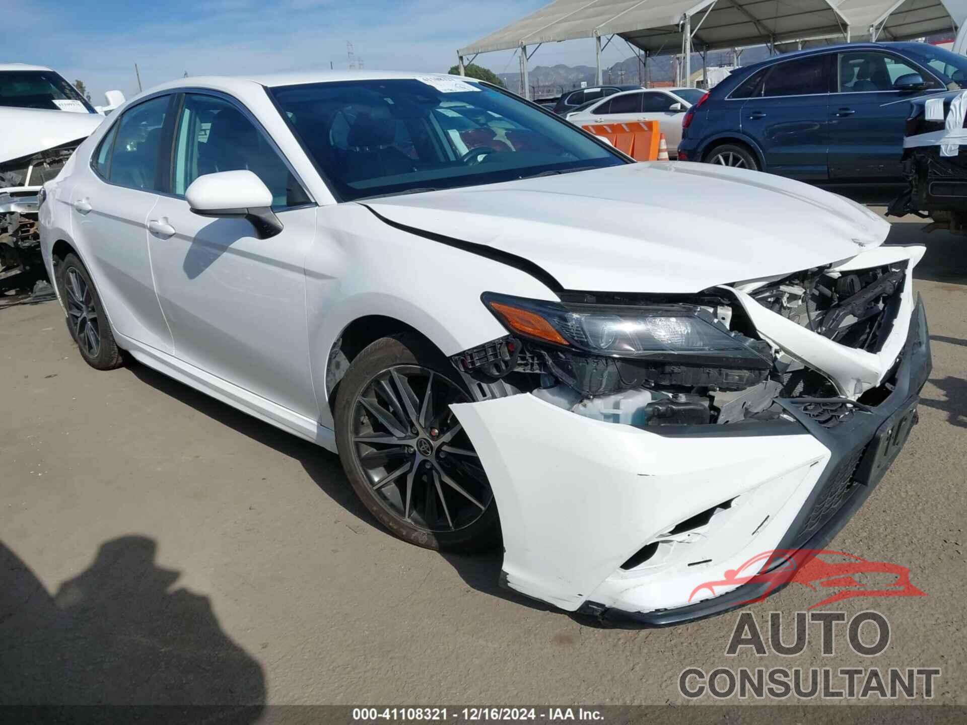 TOYOTA CAMRY 2021 - 4T1G11AK0MU578238