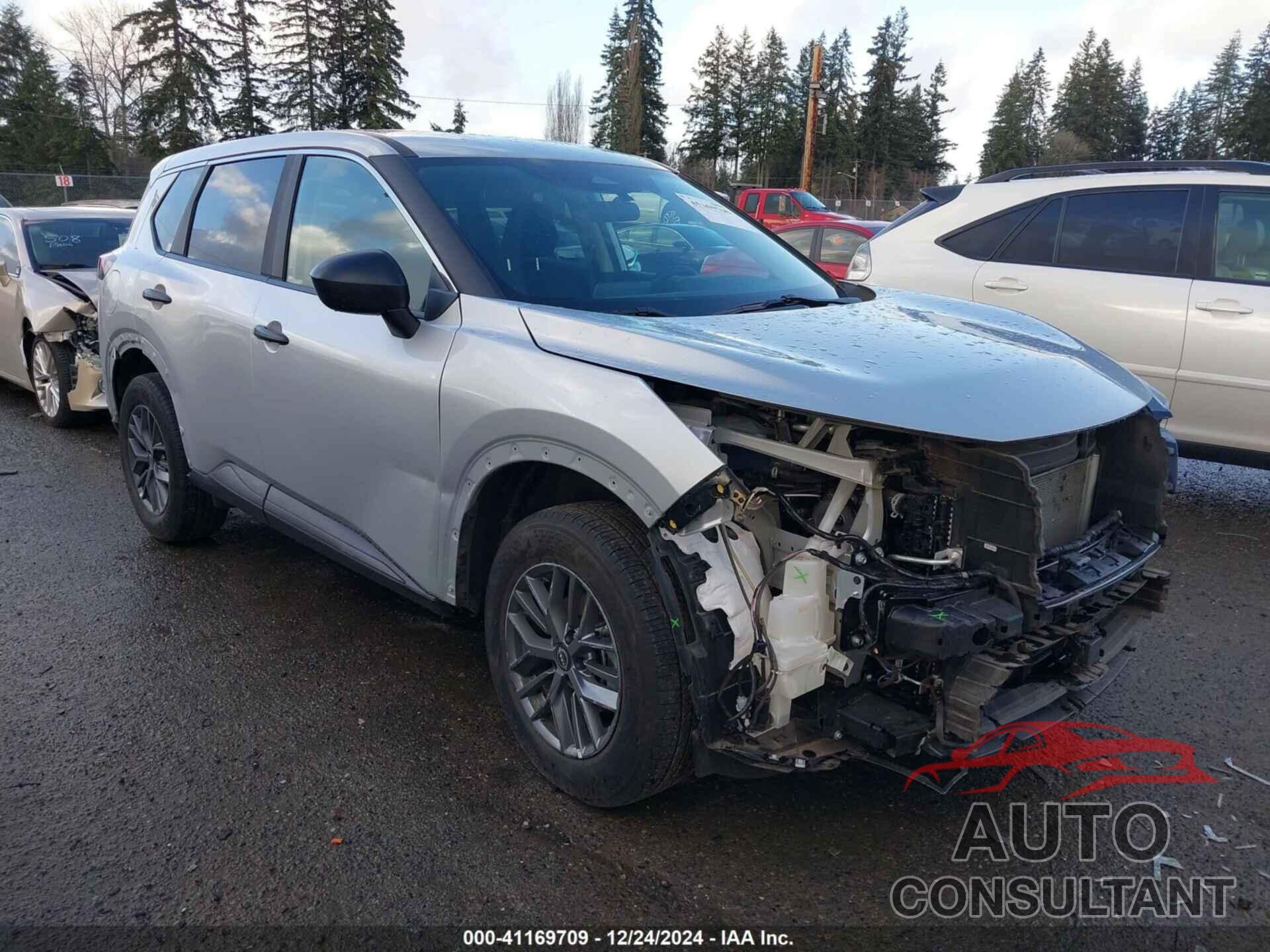 NISSAN ROGUE 2024 - 5N1BT3AB9RC747685